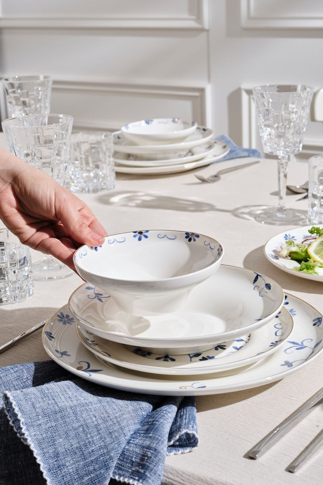 Elite 24 Piece 6 Seater Porcelain Dinner Set