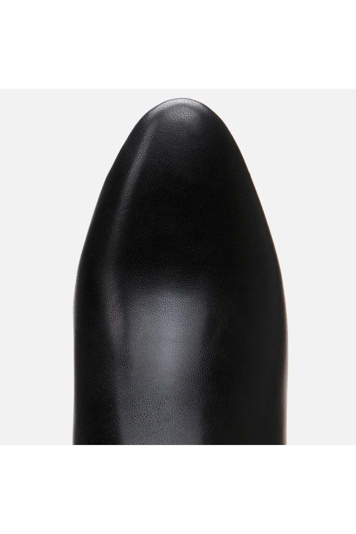Black Women's Heeled Boots