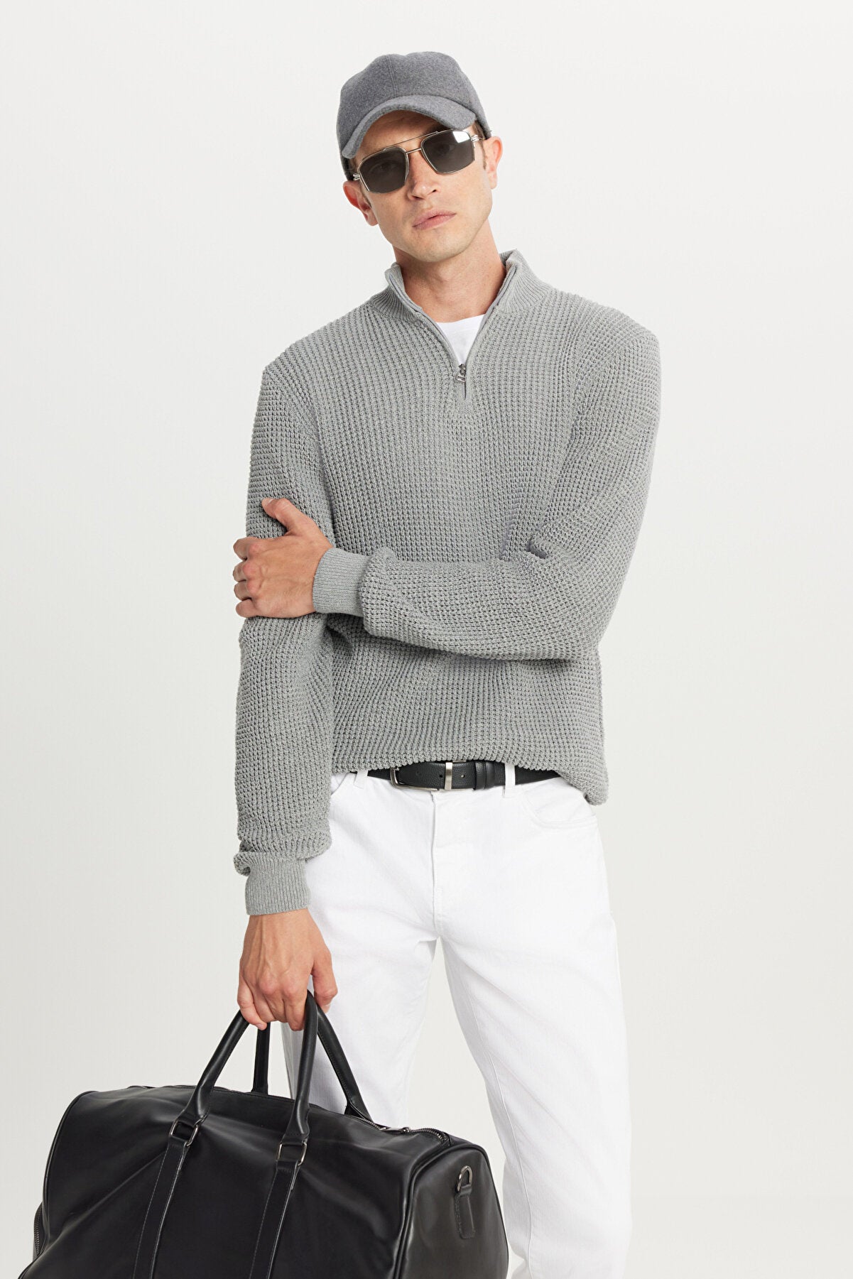 Men's Grey Melange Cotton Standard Fit Regular Fit Zipper Bato Collar Jacquard Knitwear Sweater