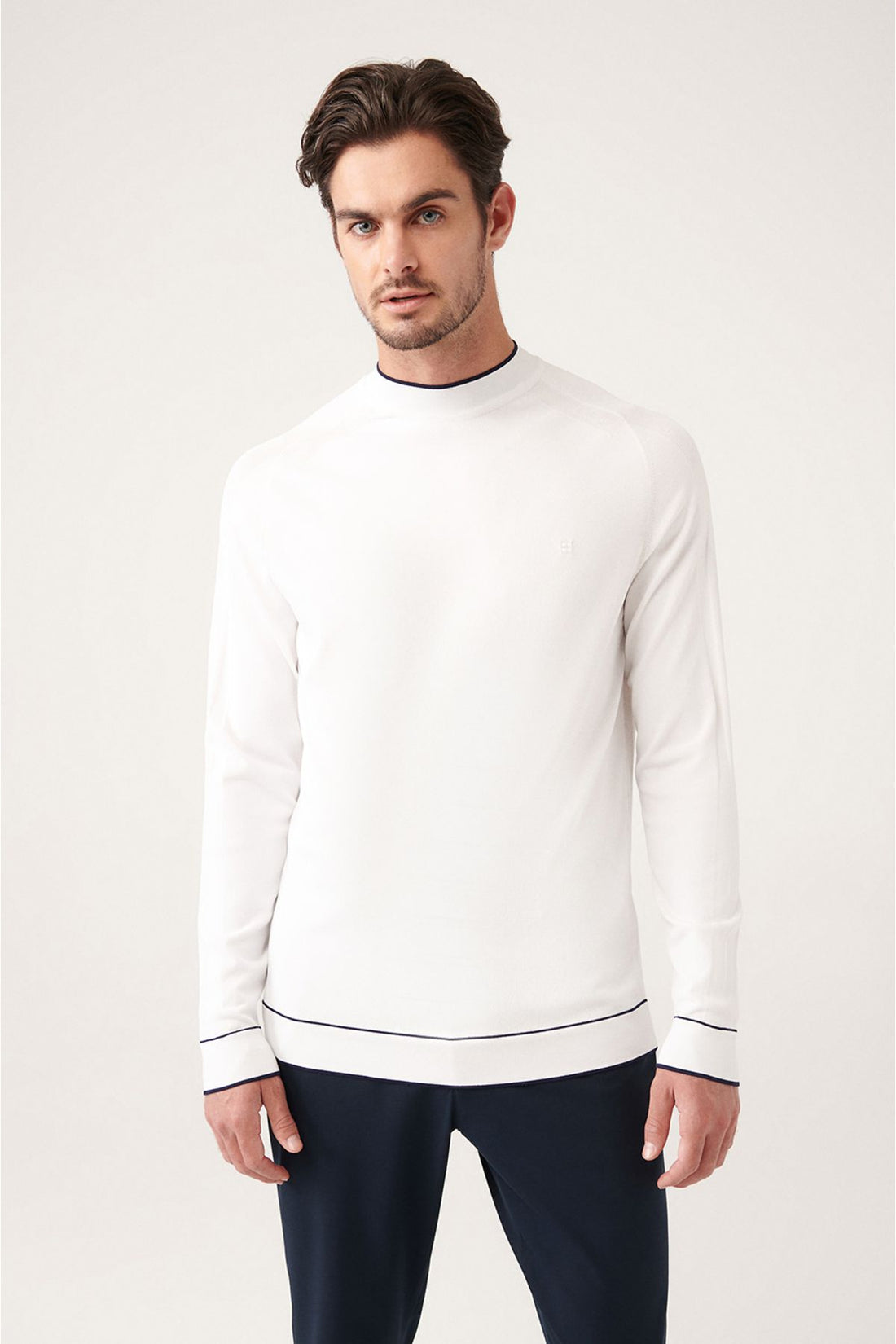 Men's White High Crew Neck Cool Keeping Rayon Slim Fit Slim Fit Sweater A31y5001