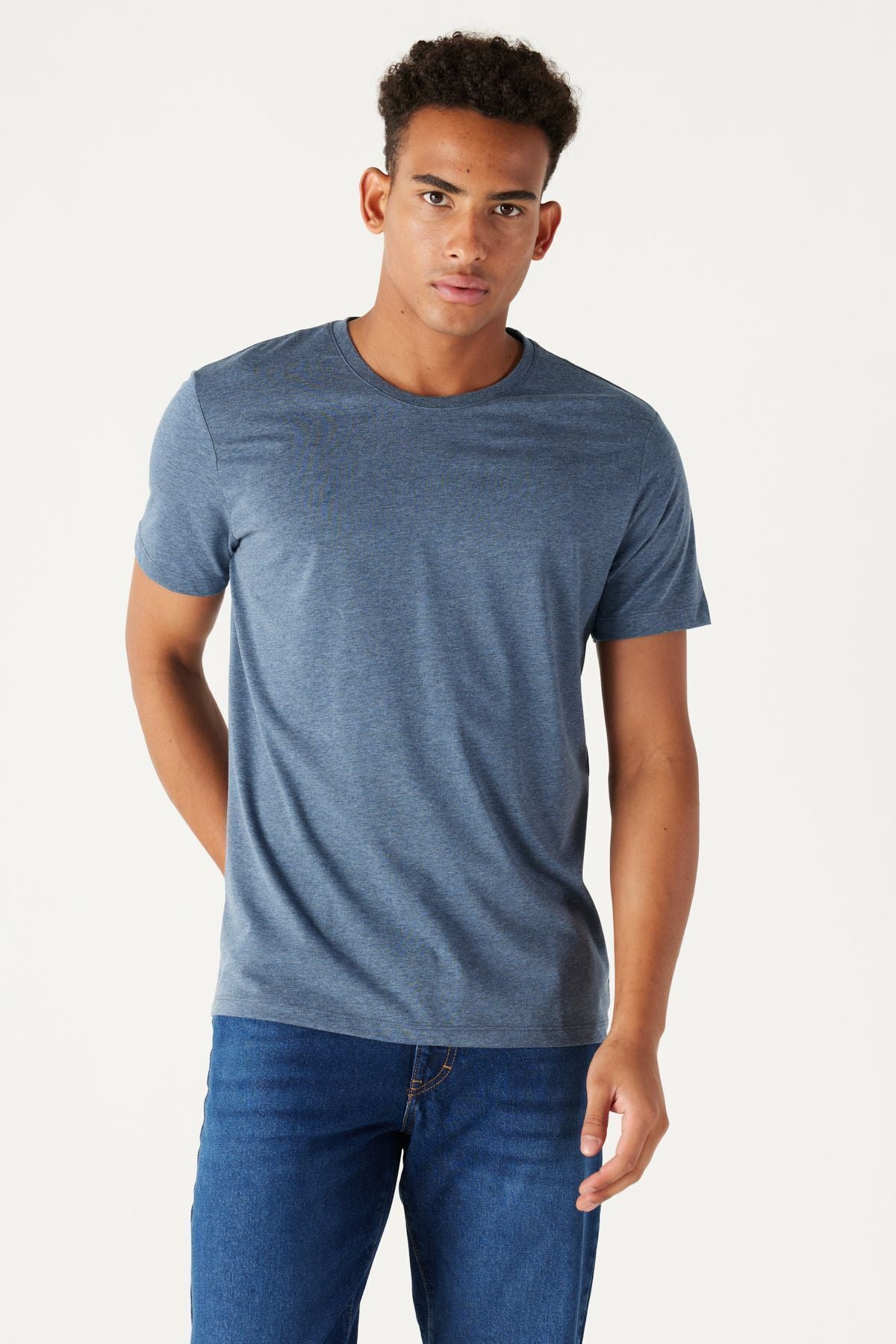 Men's Indigo Melange Cotton Slim Fit Slim Fit Crew Neck Basic T-Shirt