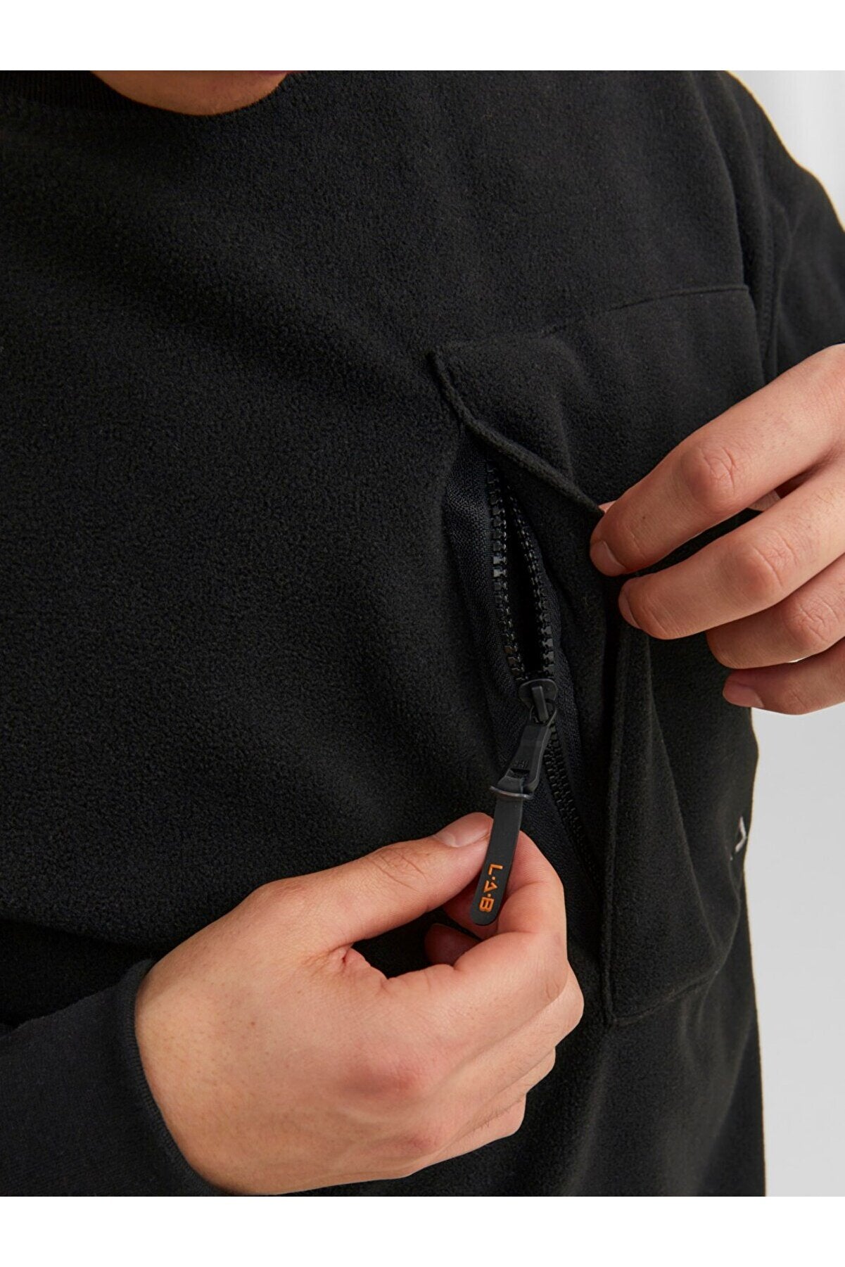 Men's L.a.b Embroidered Crew Neck Fleece Sweatshirt