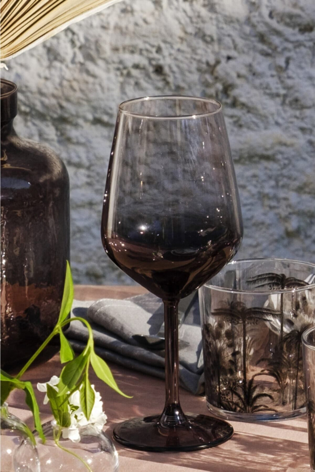 New Iconic 4-Pack Water Glass Set Smoked 490 Cc