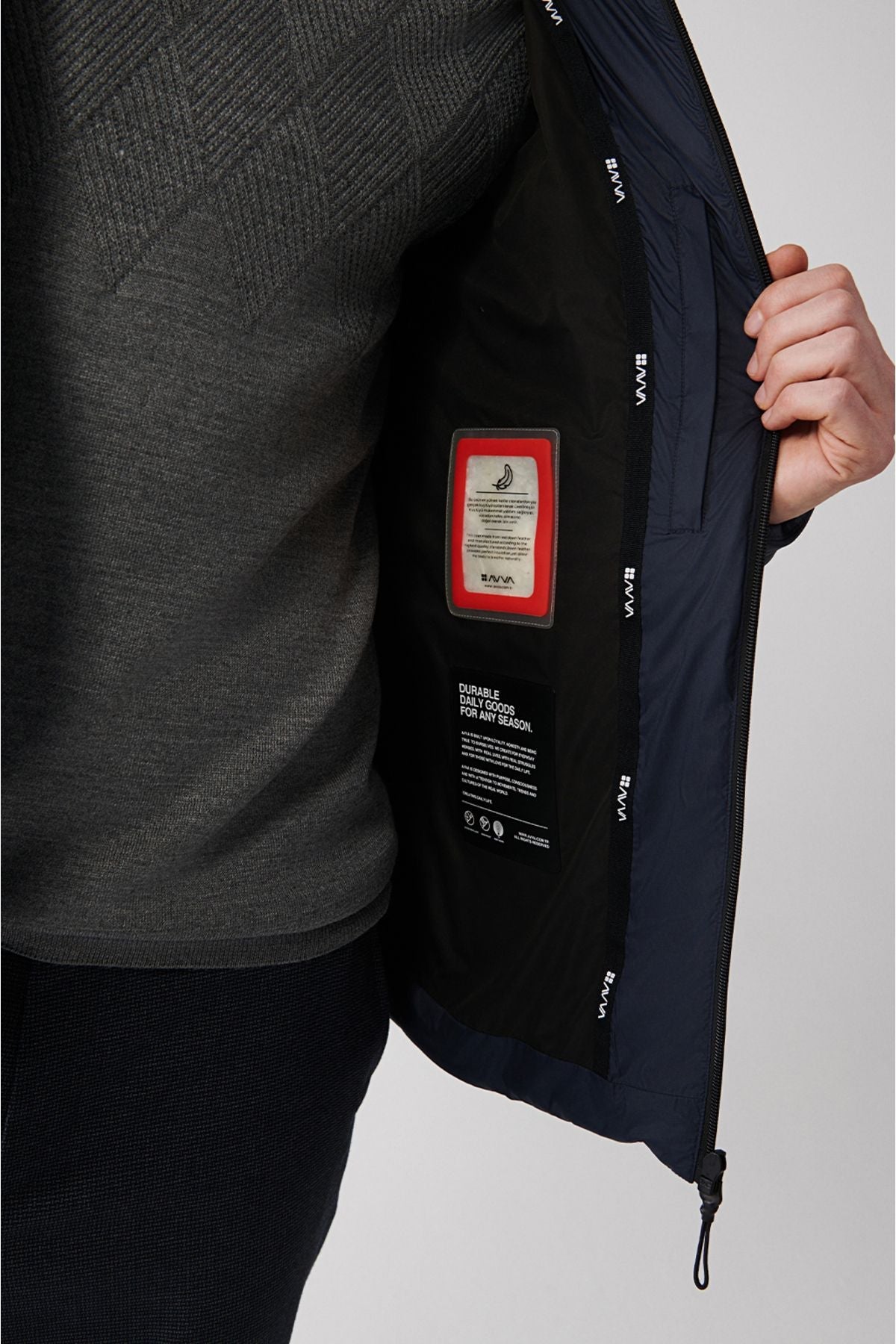 Avva - Men's Navy Goose Feather Water Repellent Windproof Thermometer Hooded Inflatable Coat