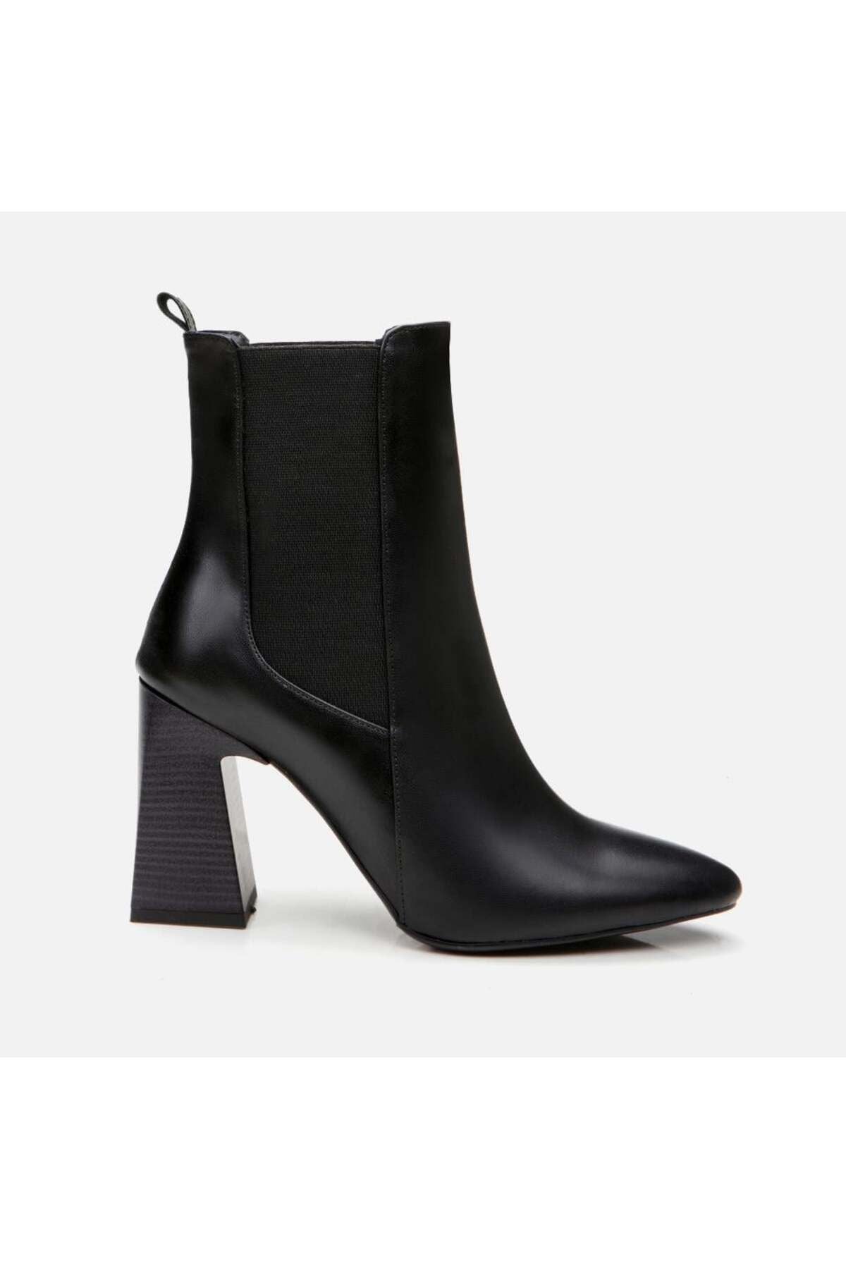 Black Women's Heeled Boots