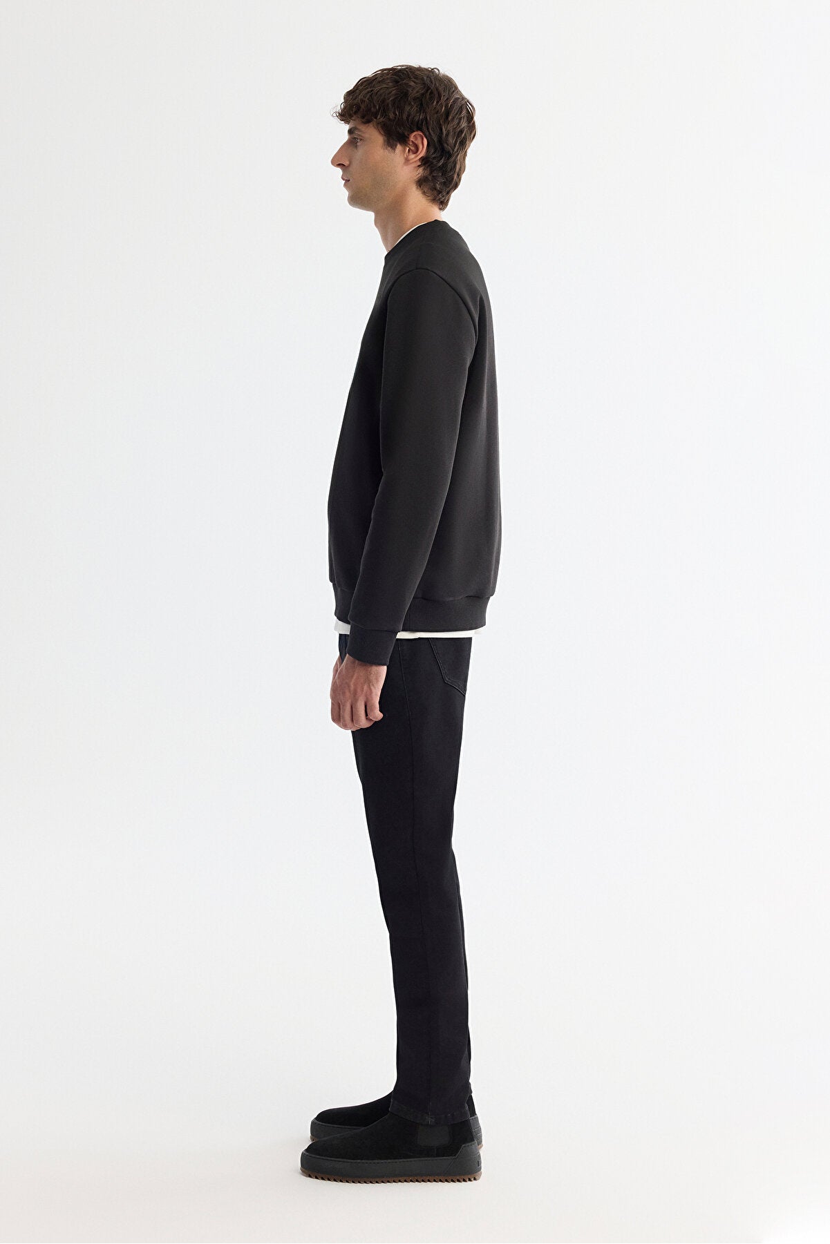 Erkek Siyah Bisiklet Yaka Pamuklu Şardonlu Baskılı Regular Fit Sweatshirt B001033