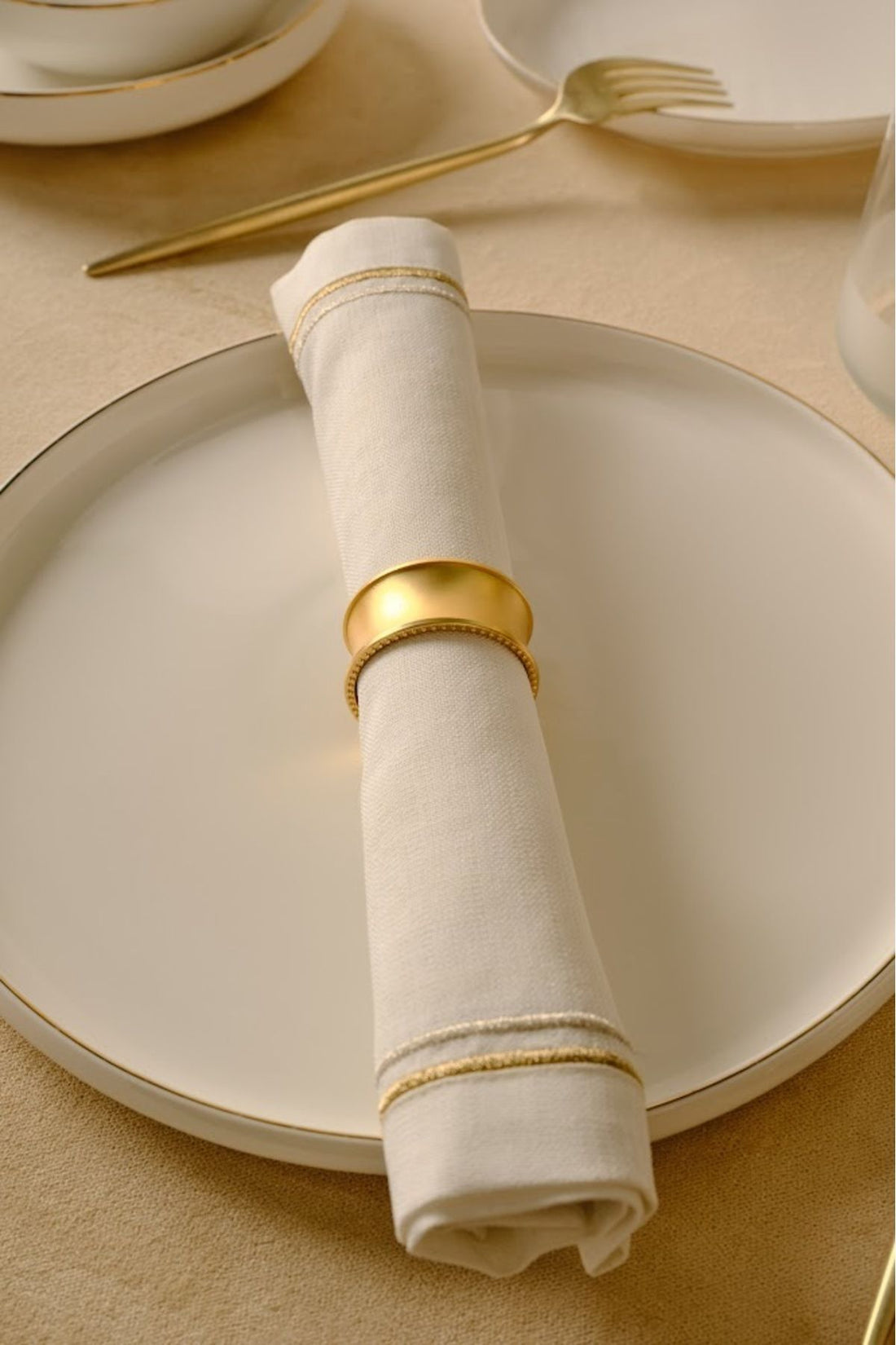 Royal 2-Piece Napkin Ring Gold