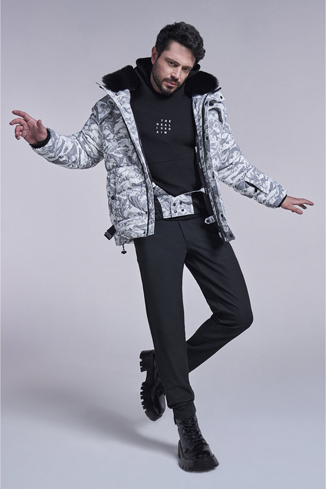 Men's Black Interlock Fabric Hooded Collar Printed Kangaroo Pocket Sweatshirt A32Y1280