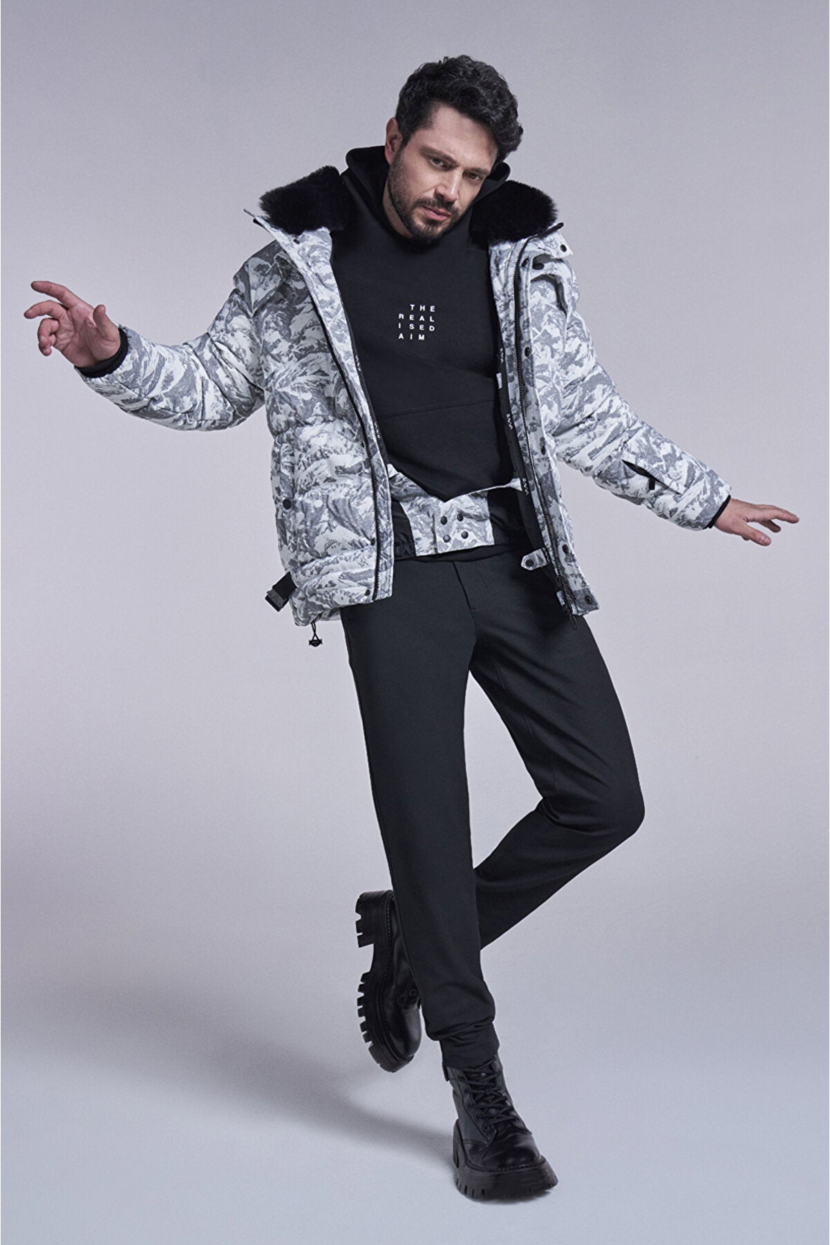 Men's Black Interlock Fabric Hooded Collar Printed Kangaroo Pocket Sweatshirt A32Y1280