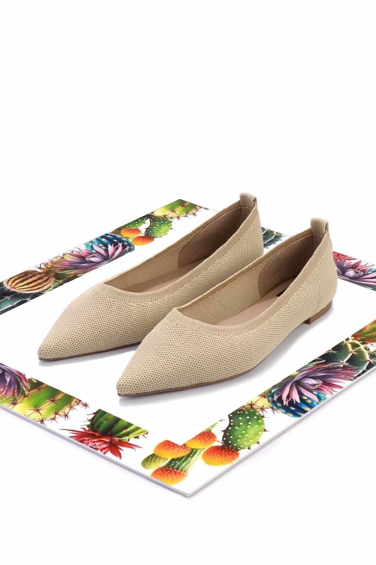 Beige Knitwear Women's Babette K01327058682