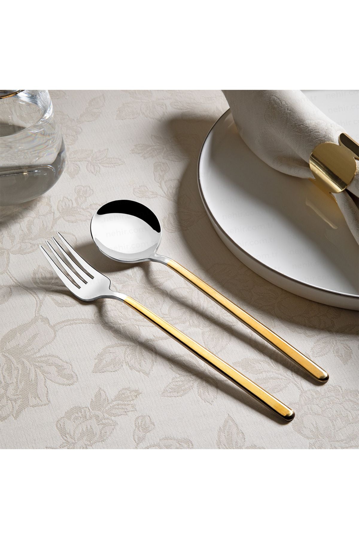 Sofia Gold Simple 12 Seater 84 Piece Cutlery Set