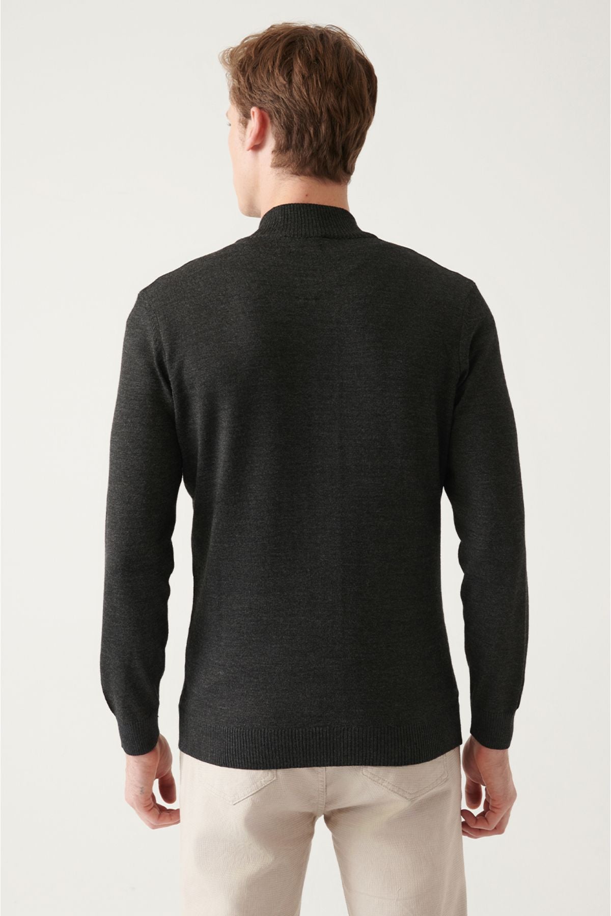 Men's Anthracite Round Neck Wool Blended Regular Fit Knitwear Sweater E005019