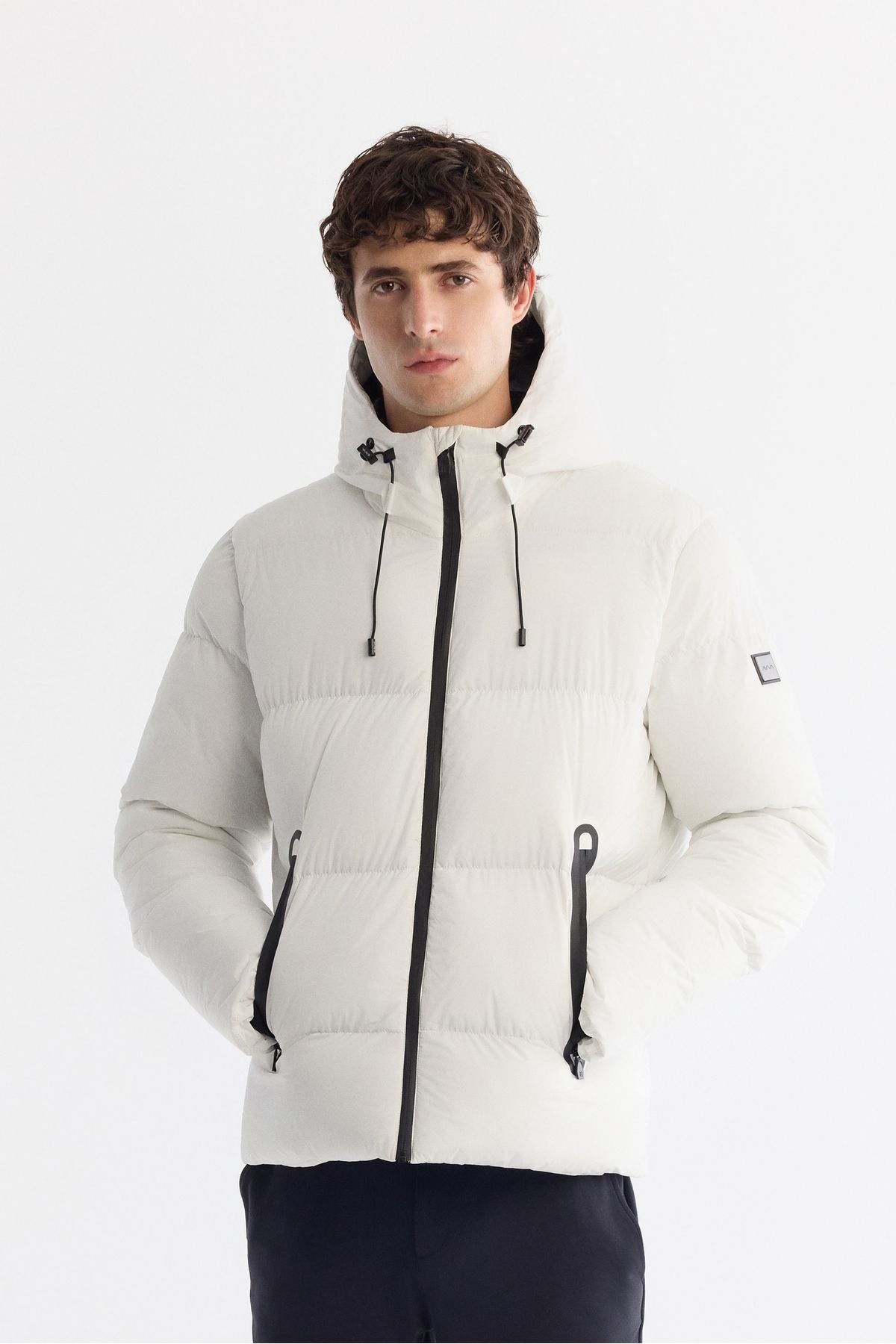 Men's White Hooded Water Repellent Windproof Inflatable Coat B006046