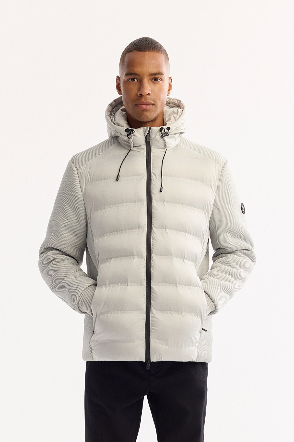 Erkek Gri Kapüşonlu Su İtici Rüzgar Geçirmez -5°C Dayanıklı Şişme Comfort Fit Mont A52Y6155