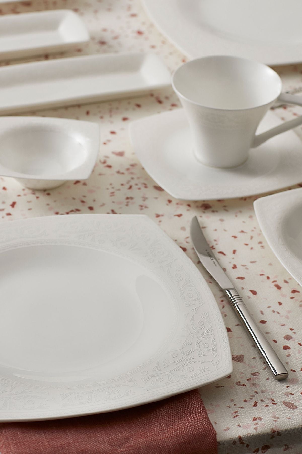 Fine Pearl Roma 26 Pieces 6 Seater Pearl Breakfast Set Square