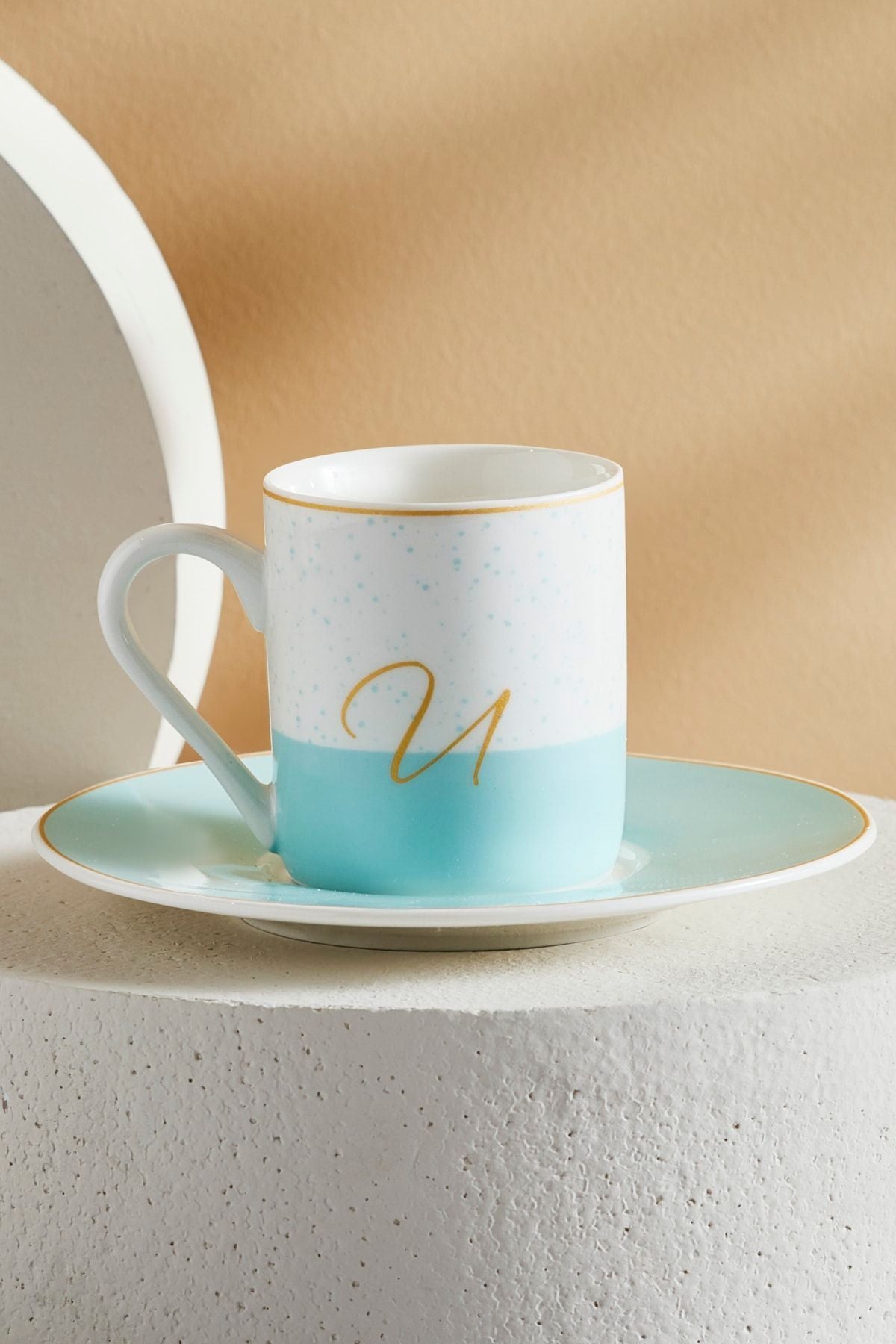 Single Size Porcelain Coffee Cup with U Letter 100 Ml