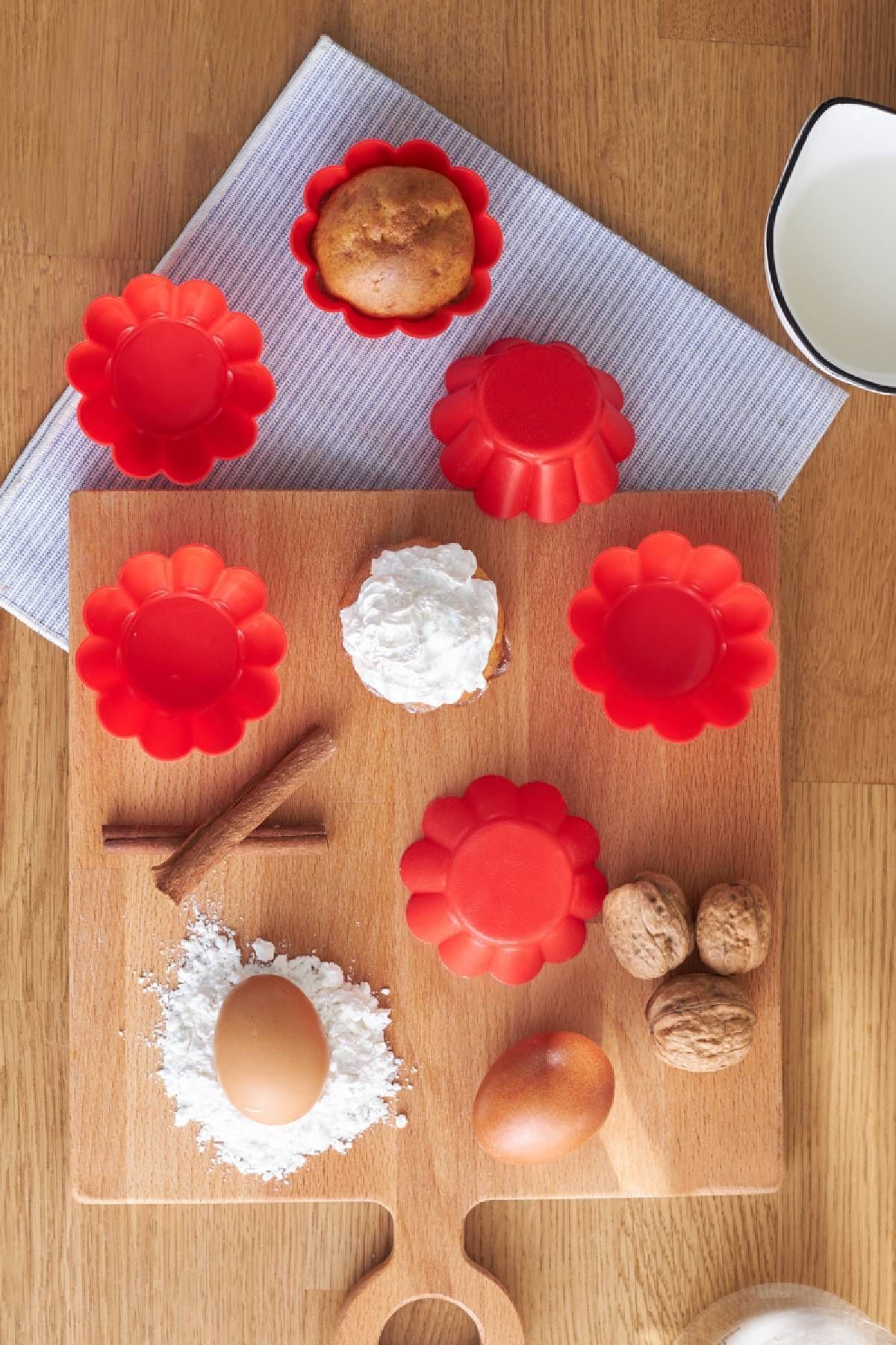 6 Pcs Silicone Muffin Mould