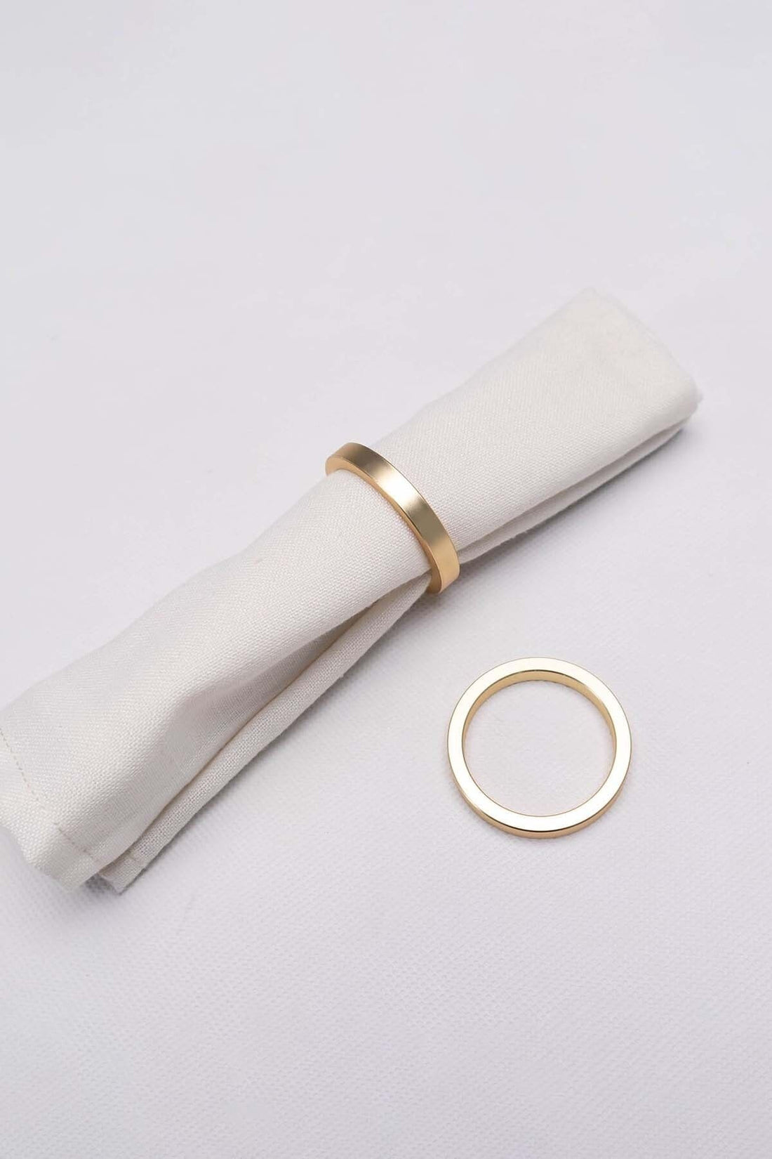 Lana 2-Piece Gold Napkin Ring