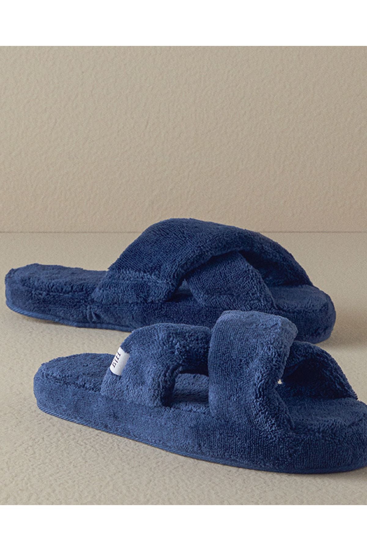 Crux Triga Bath Slipper Navy