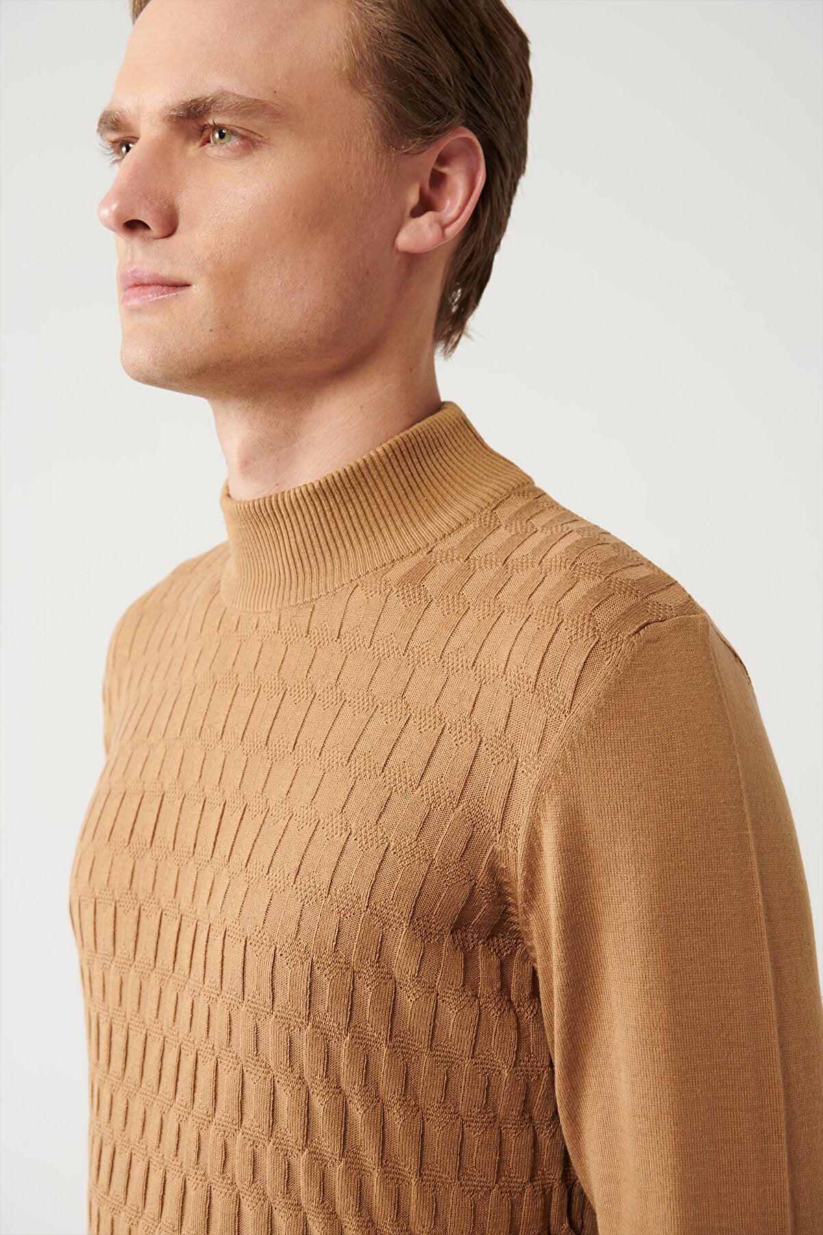 Men's Camel Half Turtleneck Cotton Knitwear Sweater E005106