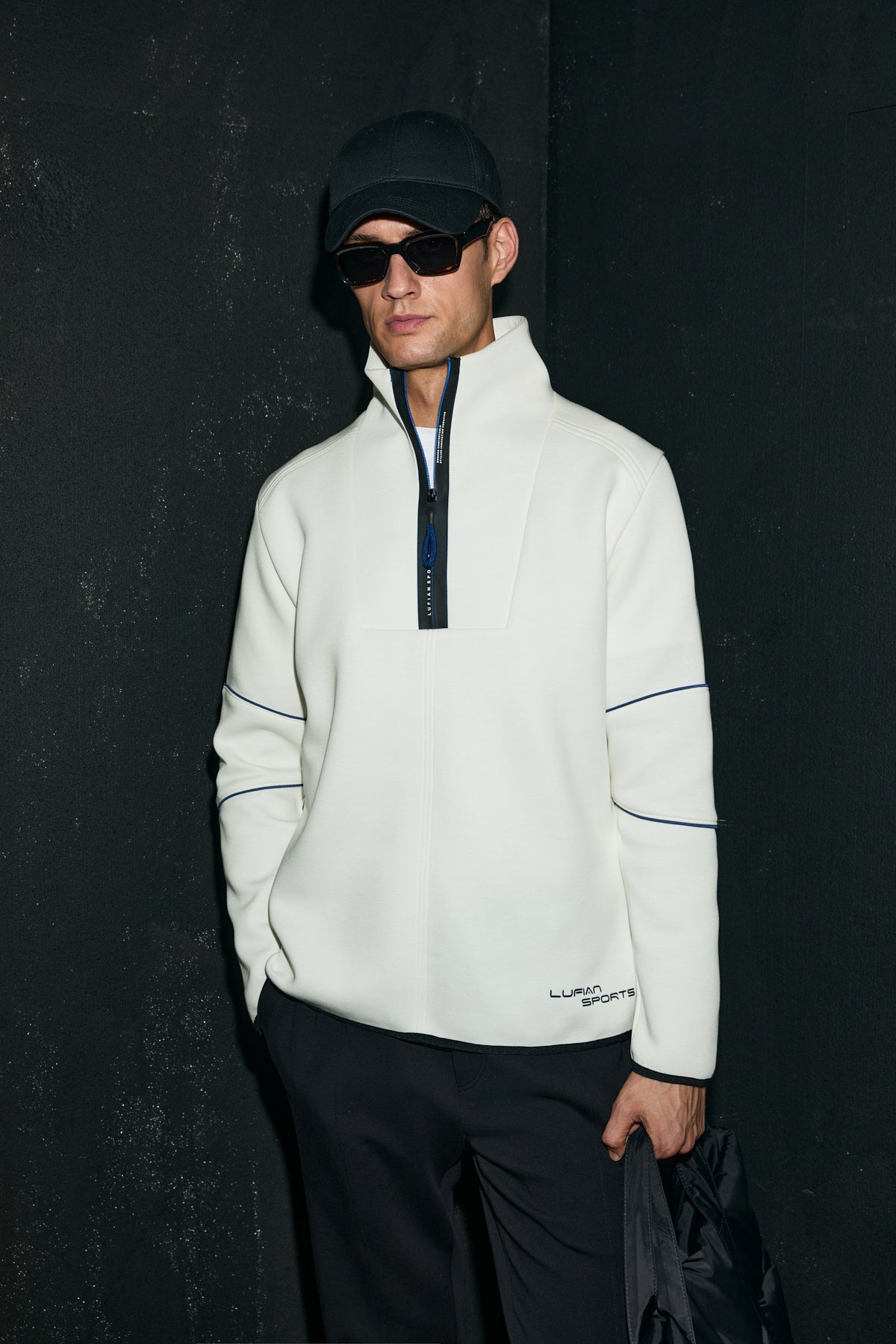 Art Men's Sweatshirt Broken White