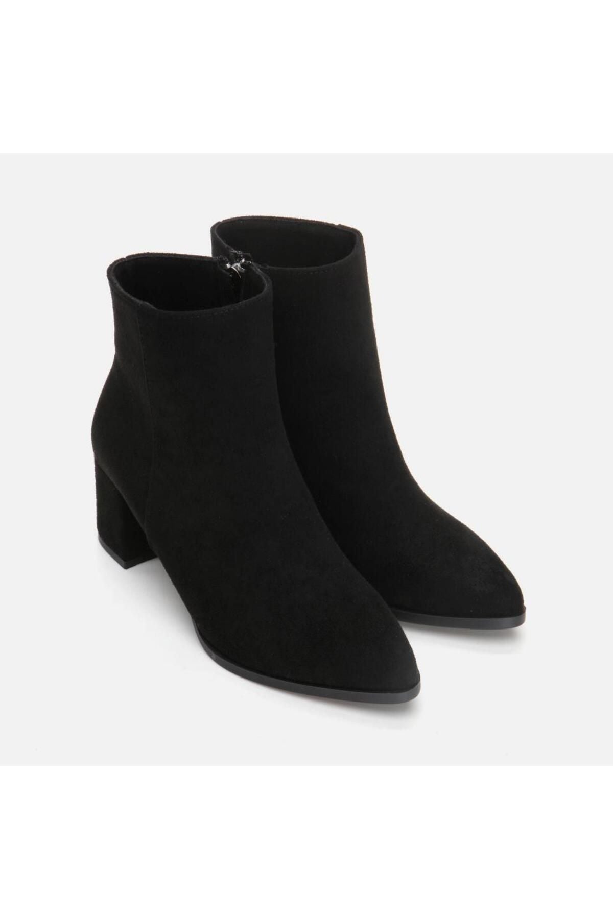 Black Women's Heeled Boots