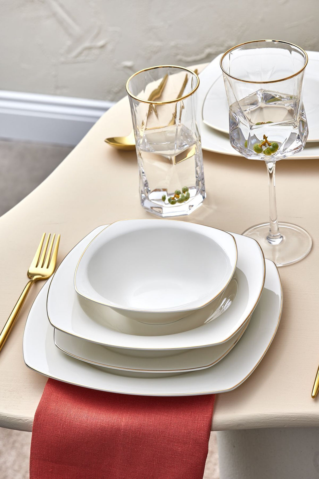 Mane New Bone 24 Pieces 6 Seater Half Square Dinner Set Gold