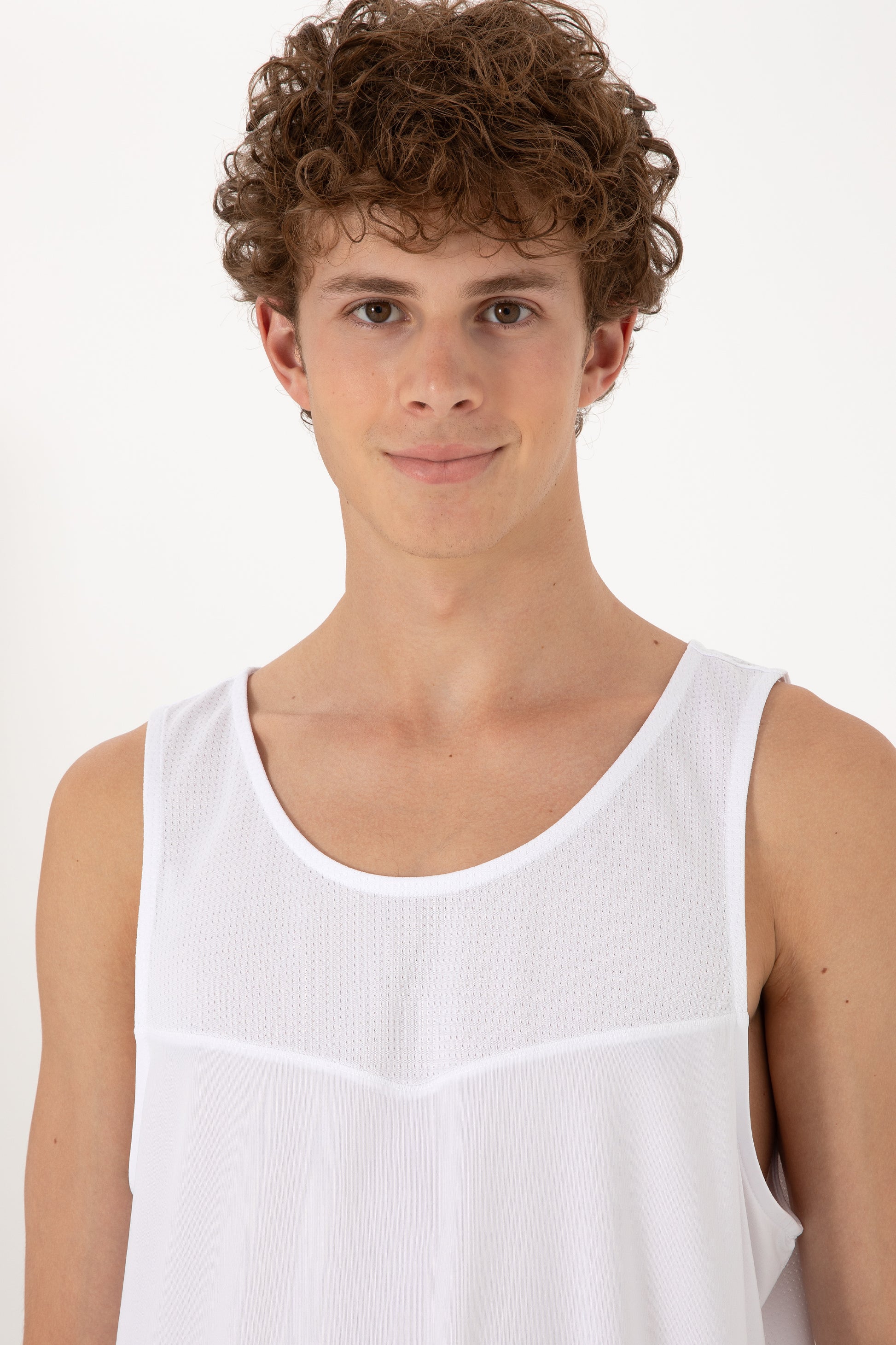 Men's Regular Fit Crew Neck White Sleeveless T-shirt