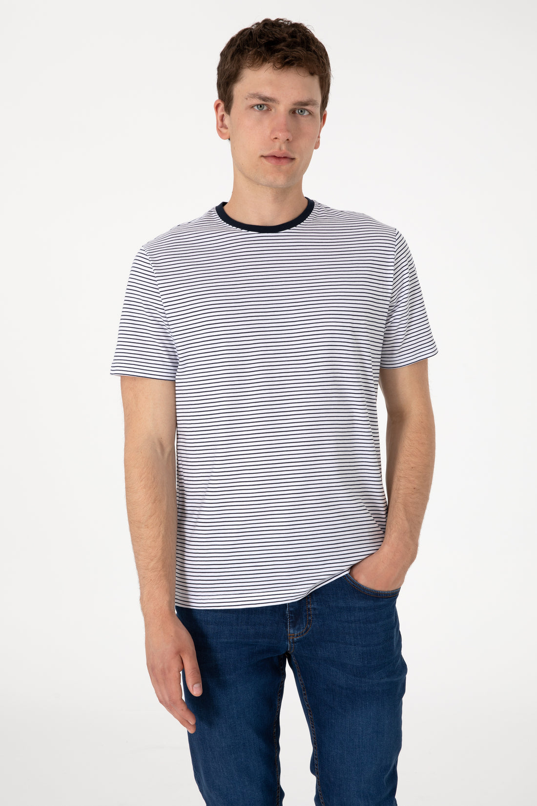 Men's Regular Fit Crew Neck Navy Striped T-Shirt