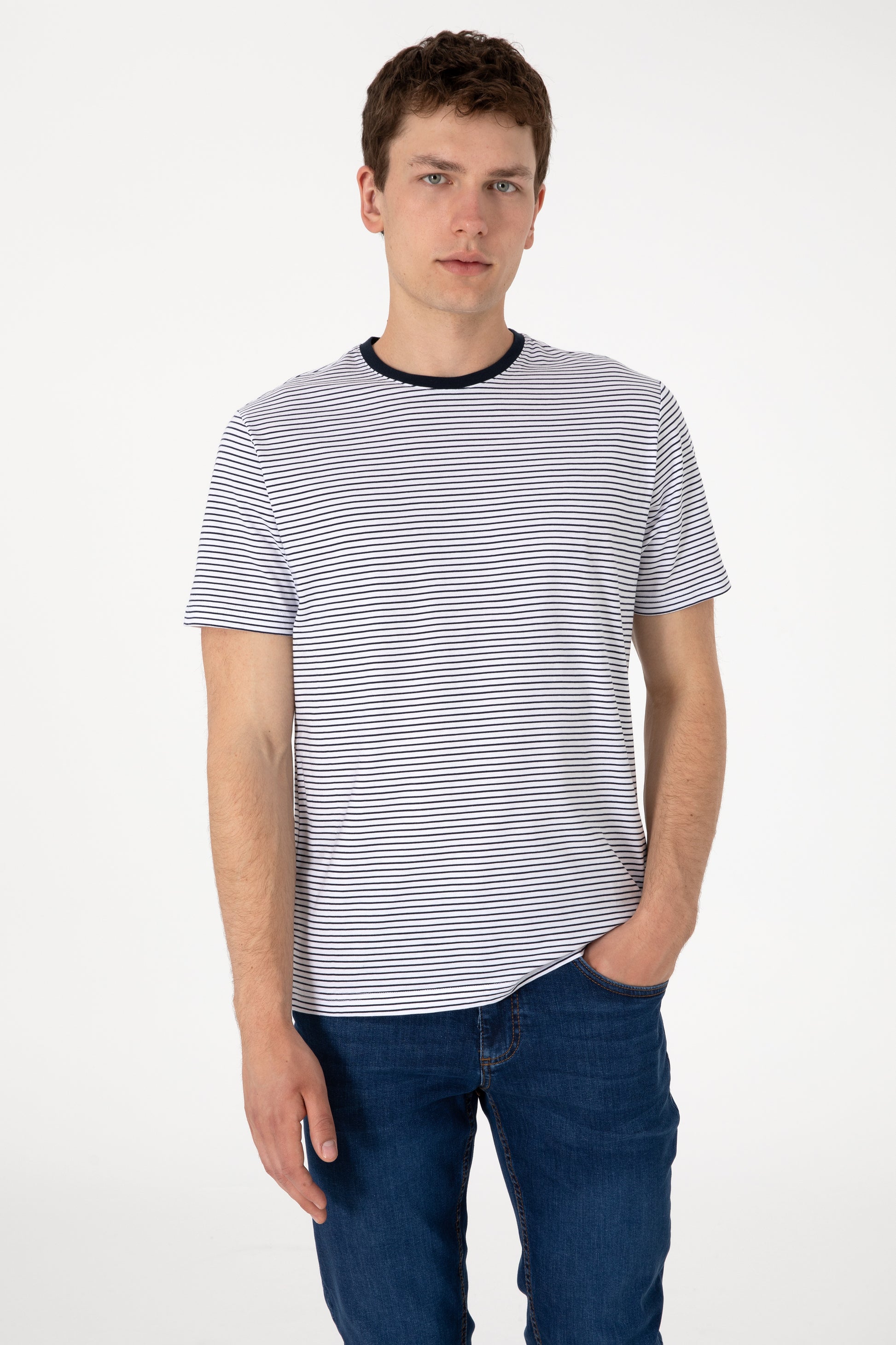 Men's Regular Fit Crew Neck Navy Striped T-Shirt