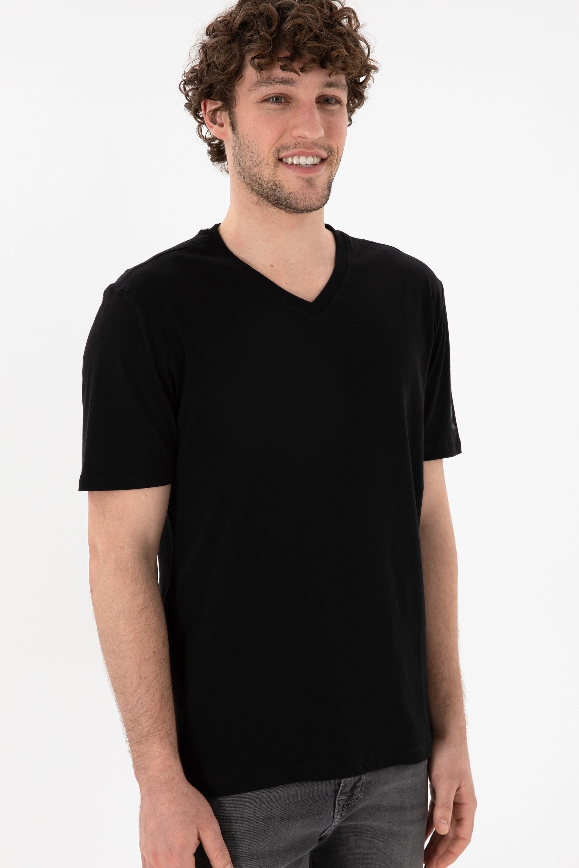 Men's Regular Fit V-Neck Black Basic T-Shirt