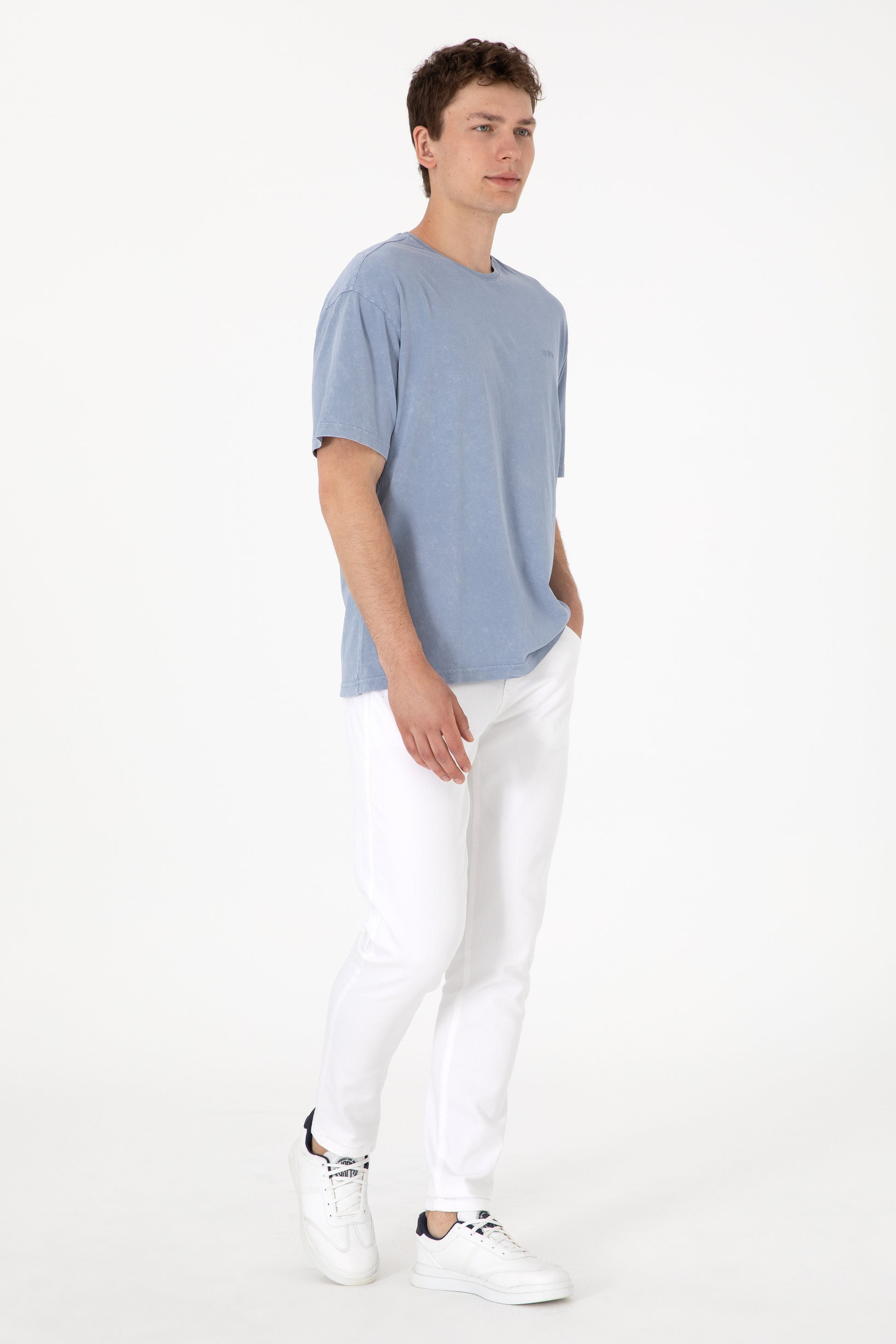 Men's Comfort Fit Crew Neck Blue Wash T-Shirt