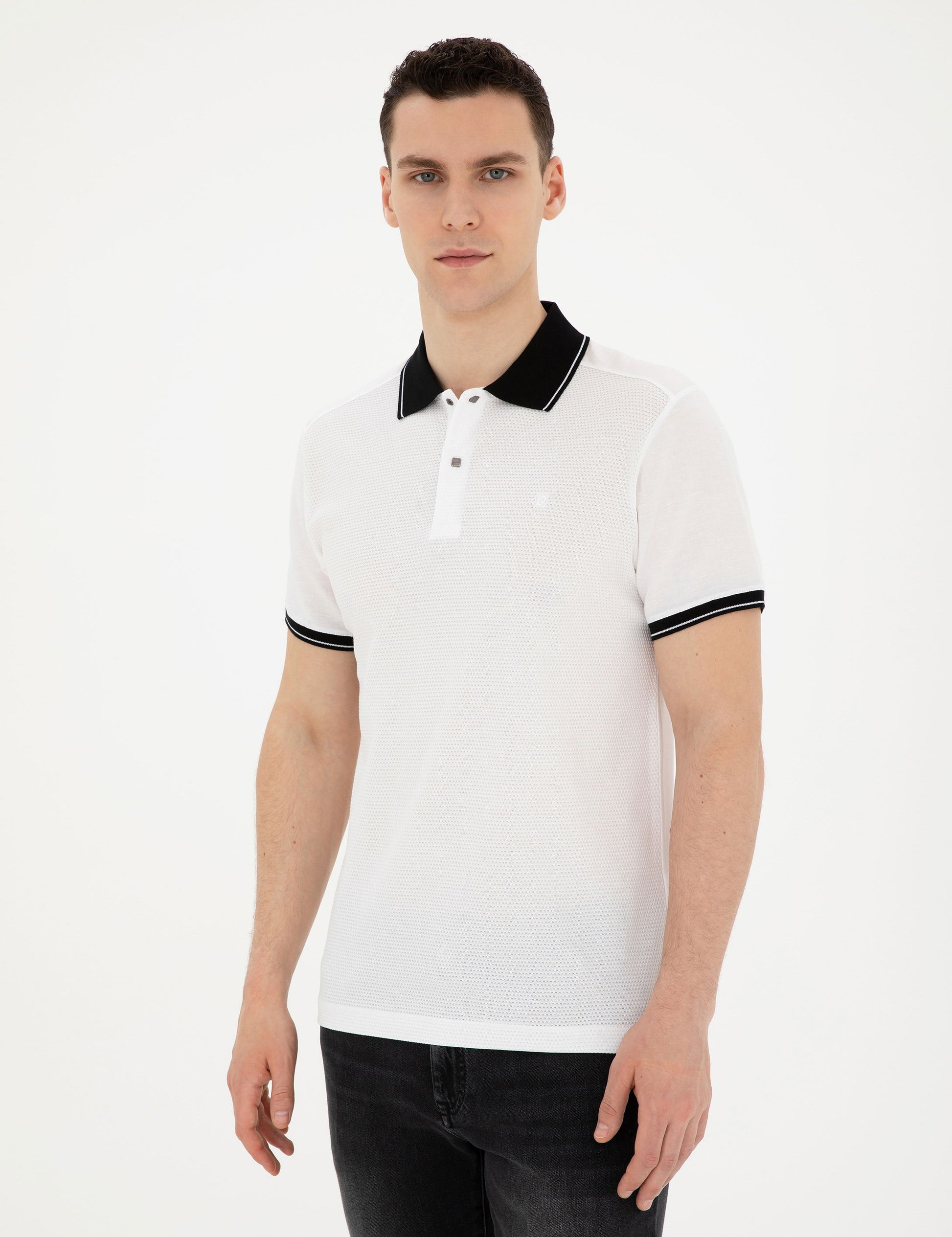 White Slim Fit T-Shirt