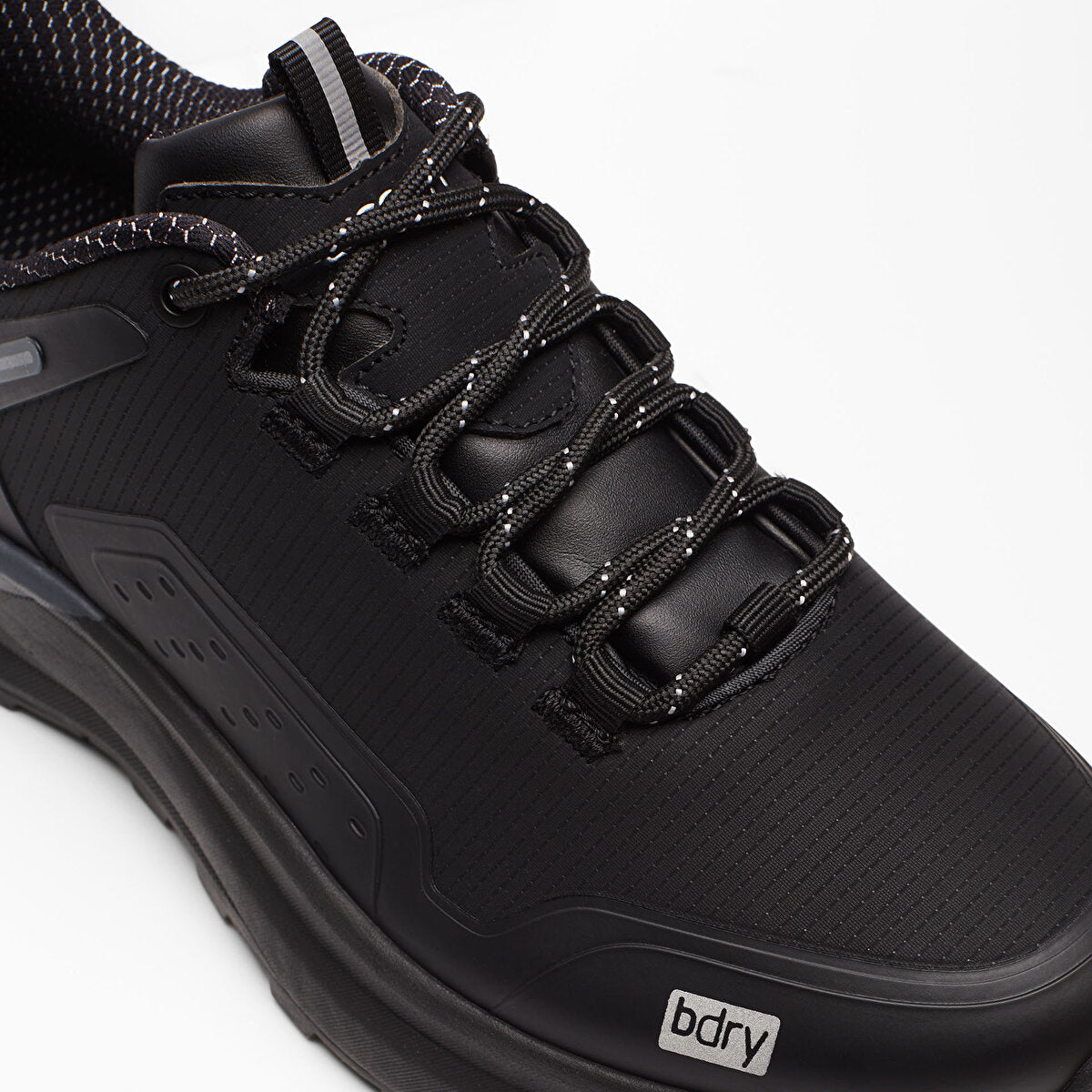 Explore 4 Women's Waterproof Shoes