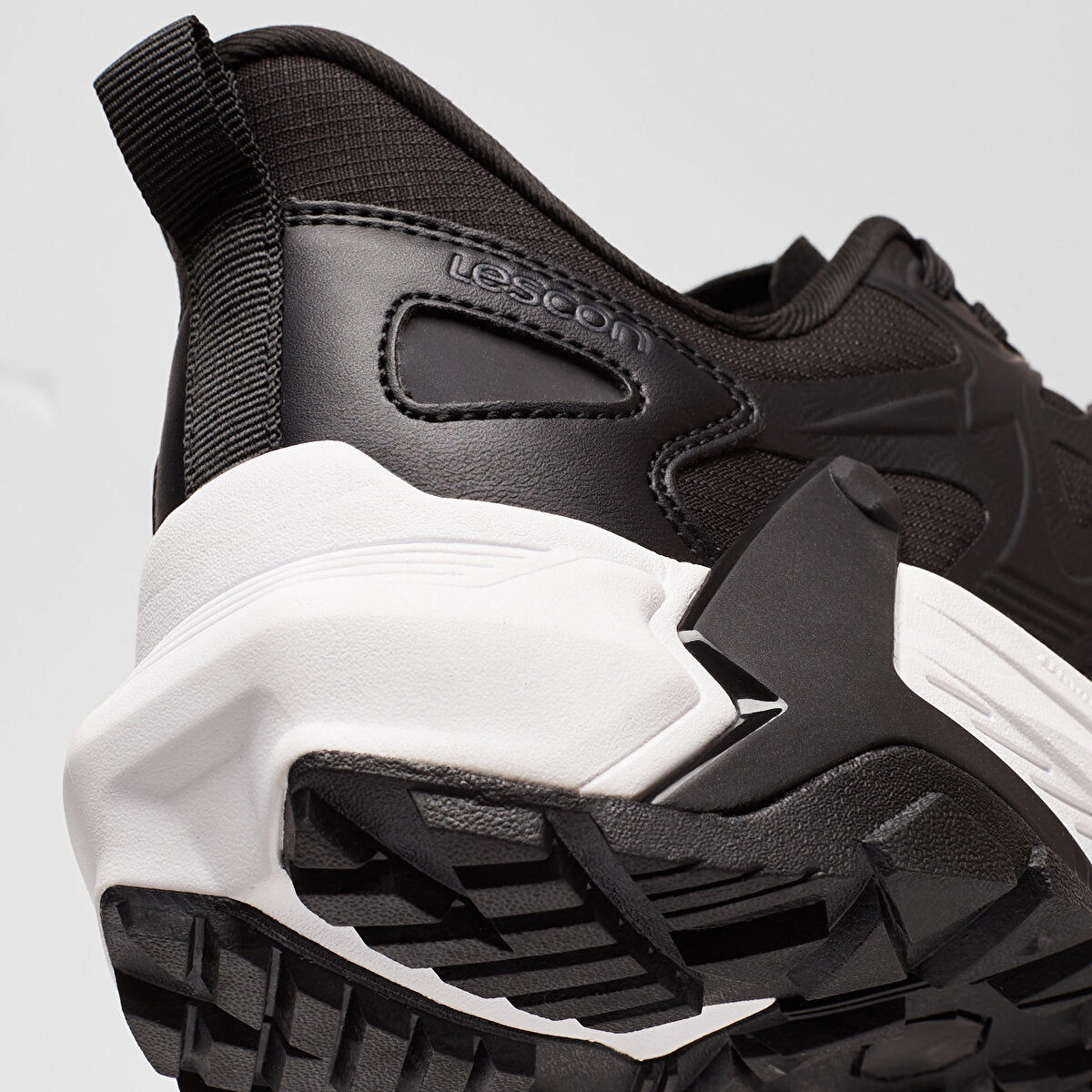 Monta Trail Men's Sneakers