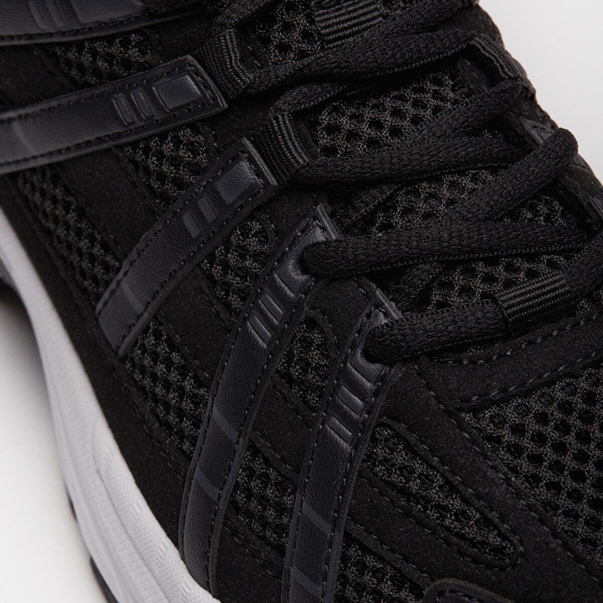 Pace Runner Men's Running Shoes