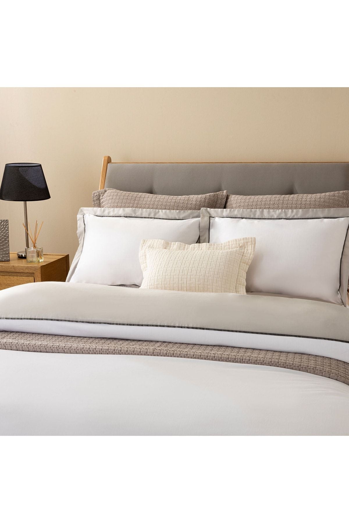 Alberta Duvet Cover Set 200x220 Cm White/Cold Grey