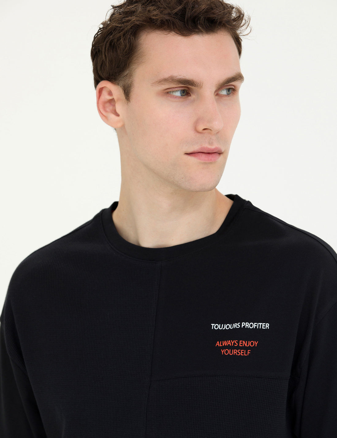 Black Regular Fit Crew Neck T-Shirt