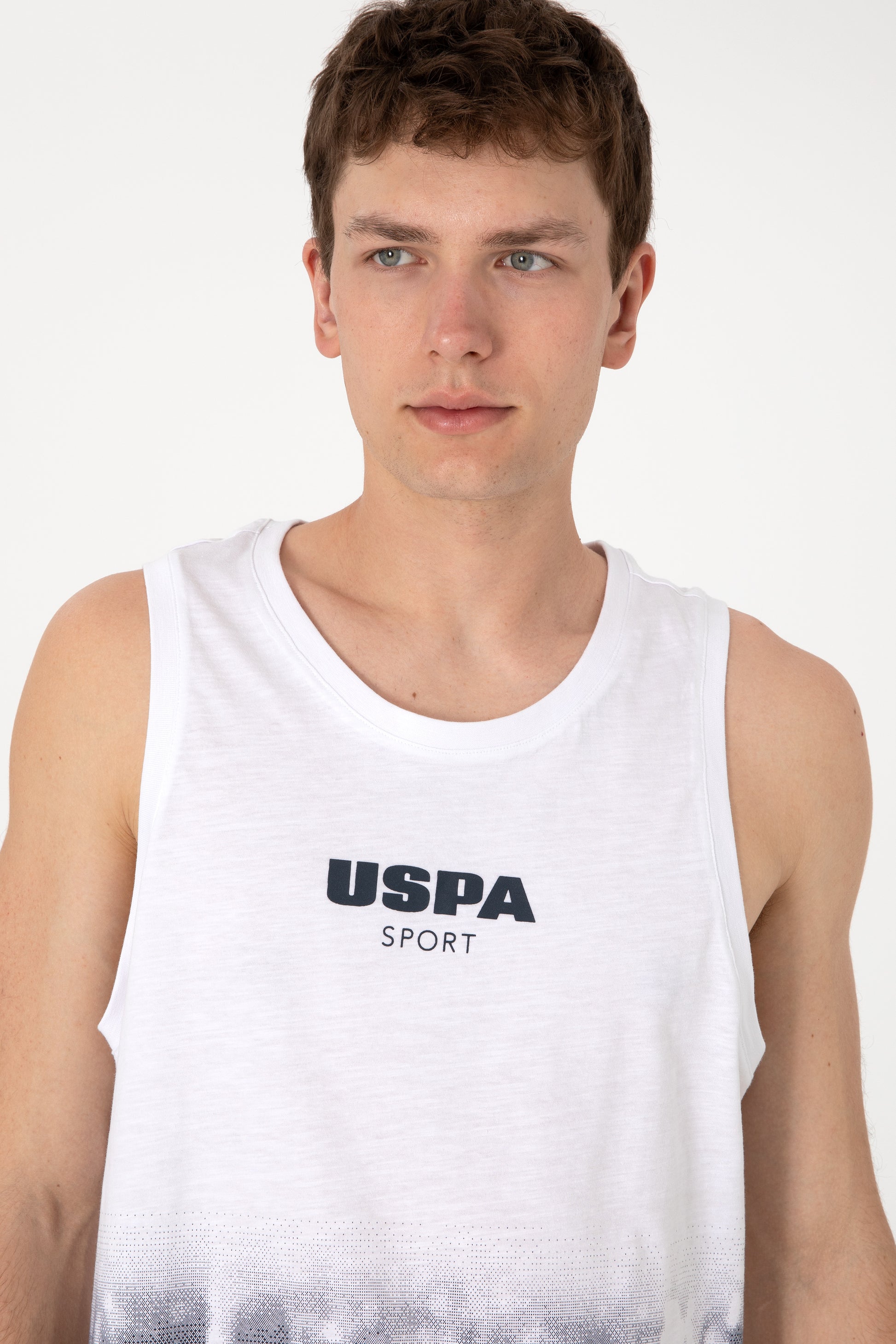Men's Regular Fit Crew Neck White Sleeveless T-shirt