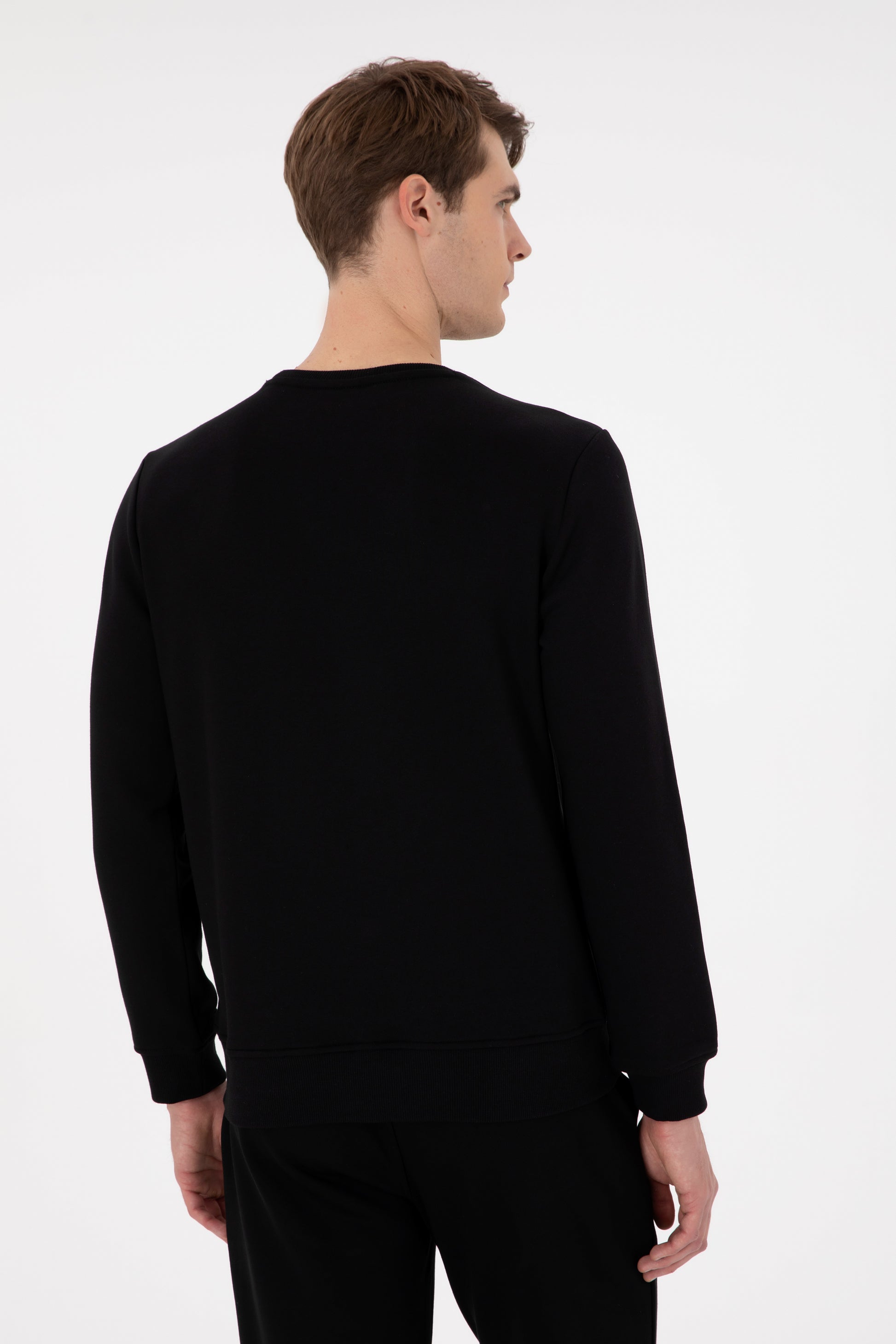 Men's Black Sweatshirt