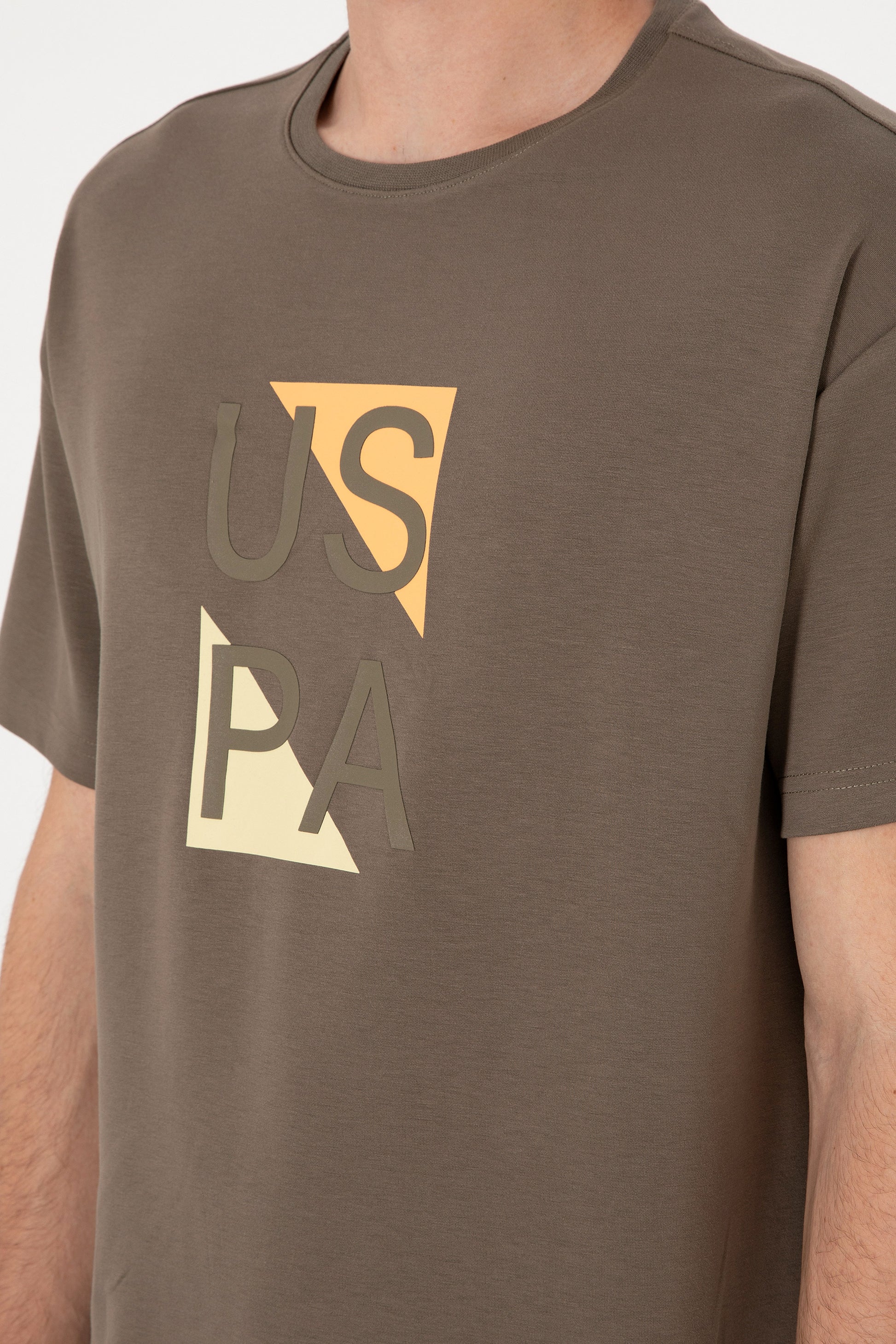 Men's Comfort Fit Crew Neck Mink T-Shirt
