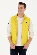 Men's Peanut Green Vest