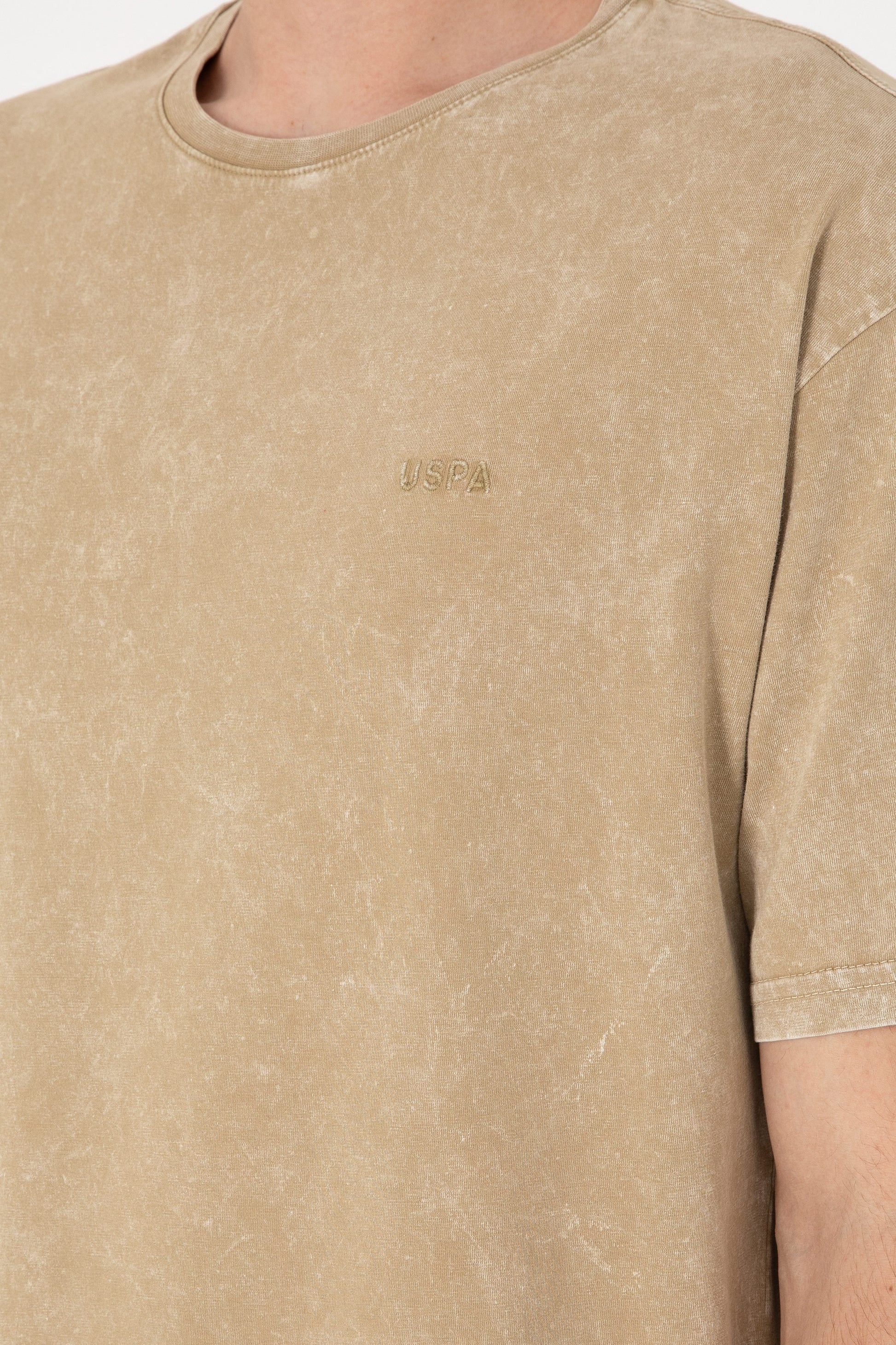 Men's Comfort Fit Crew Neck Khaki Wash T-Shirt