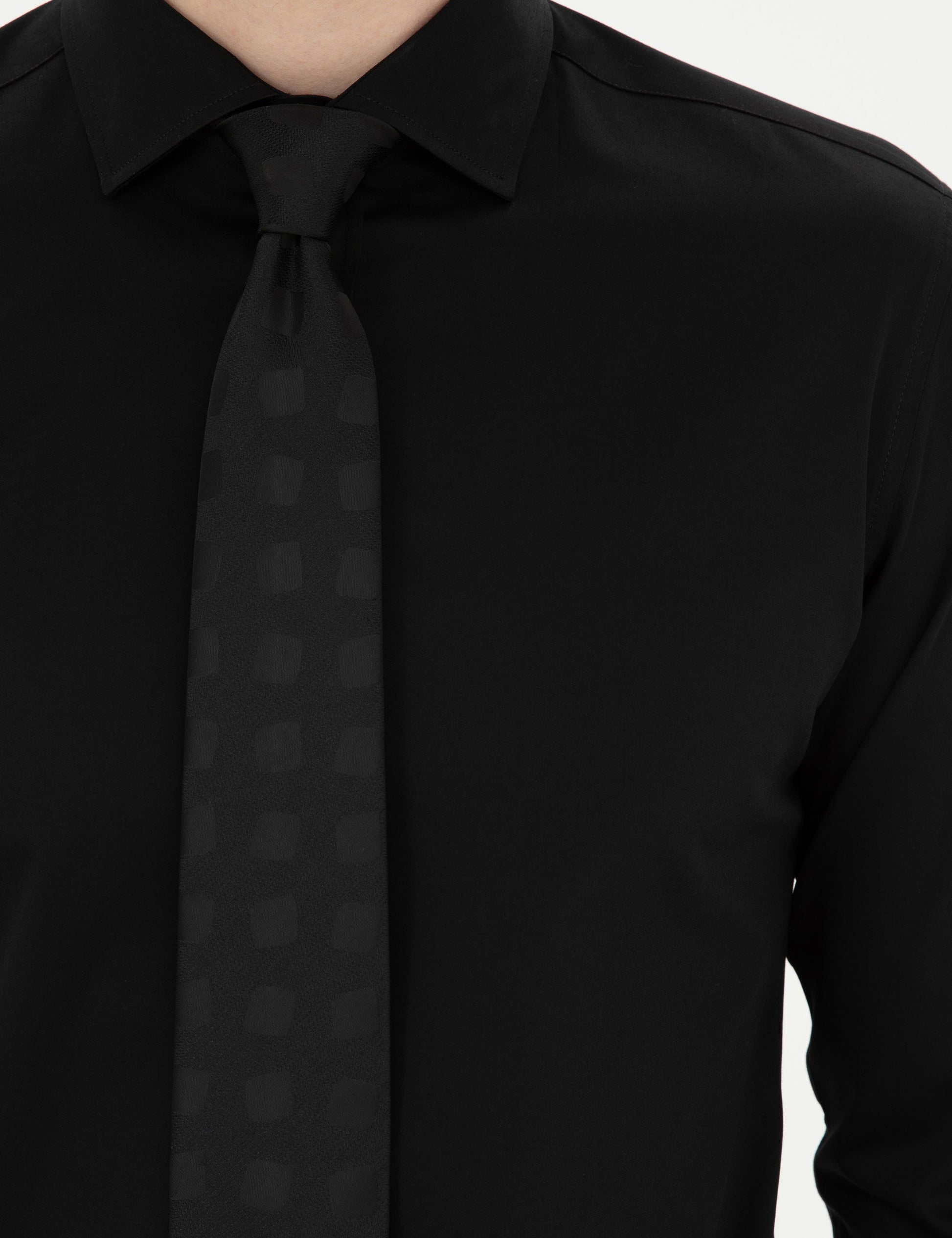 Black Ex. Slim Fit Long Sleeve Basic Shirt