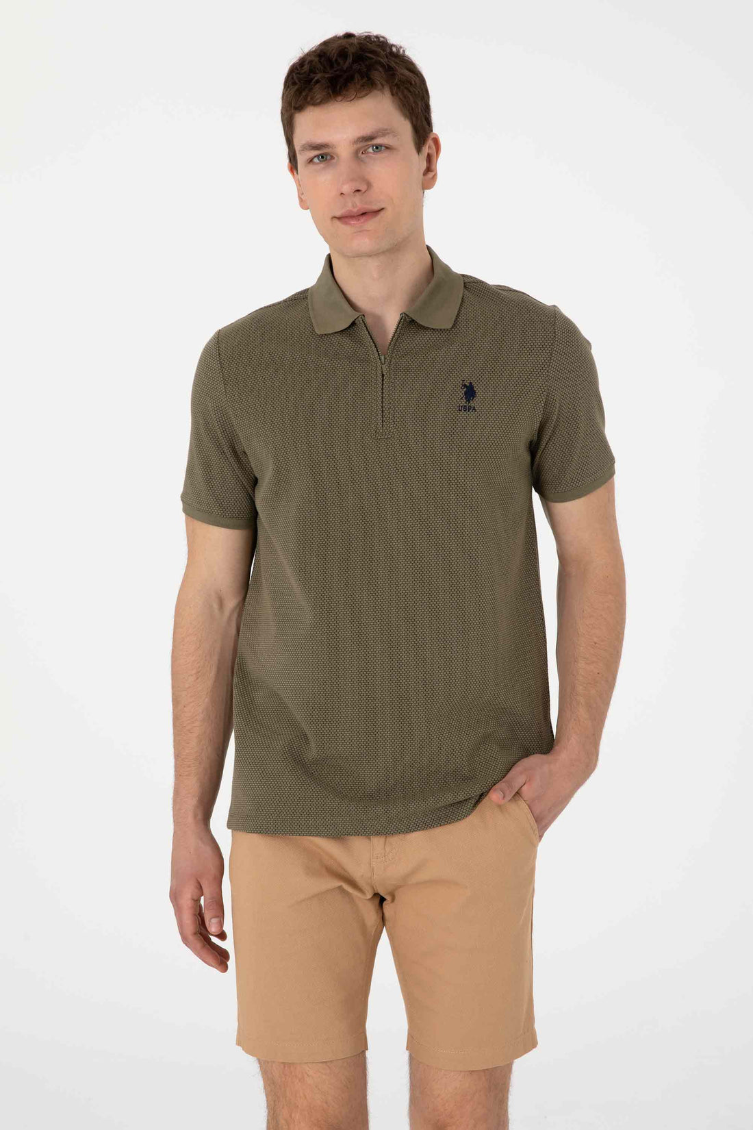 Men's Regular Fit Zippered Mink Textured T-Shirt