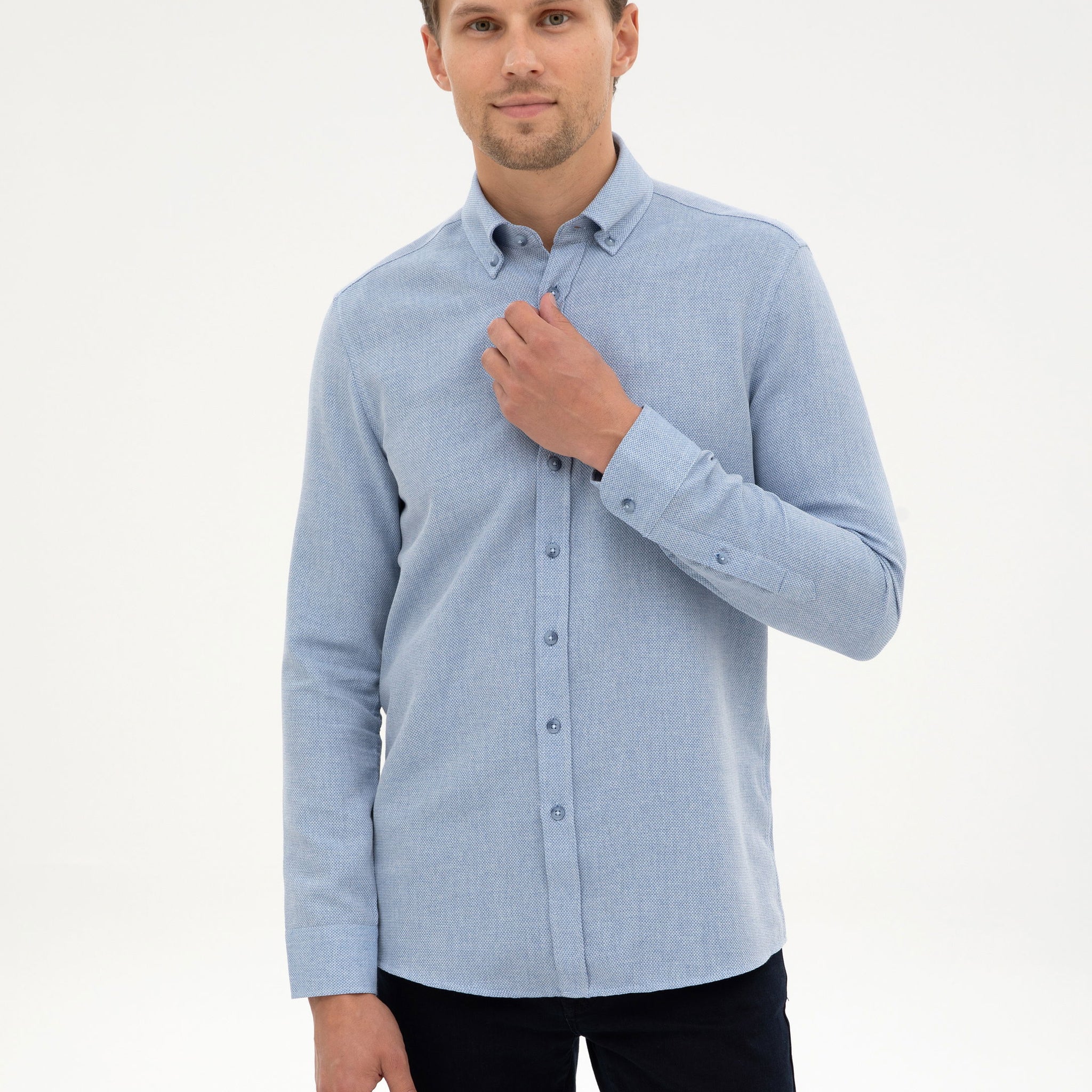 Mavi Slim Fit Dokulu Uzun Kollu G��mlek