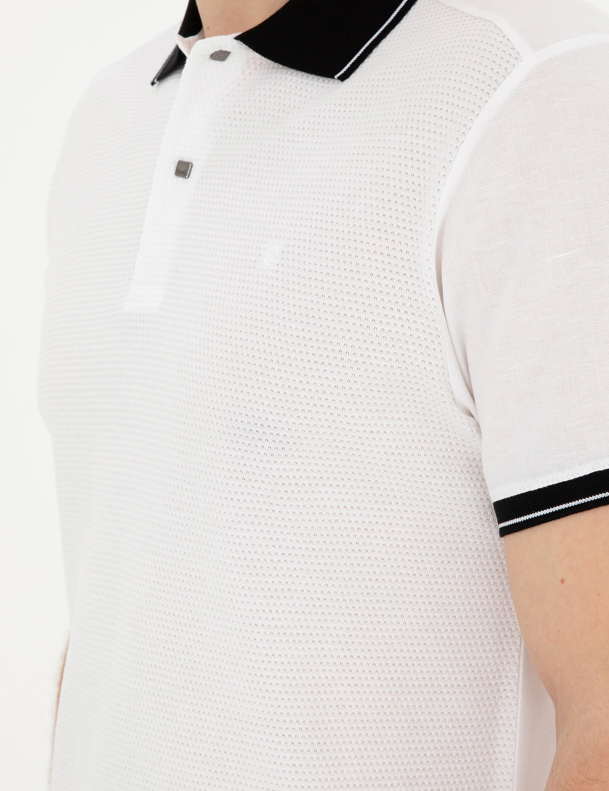 White Slim Fit T-Shirt