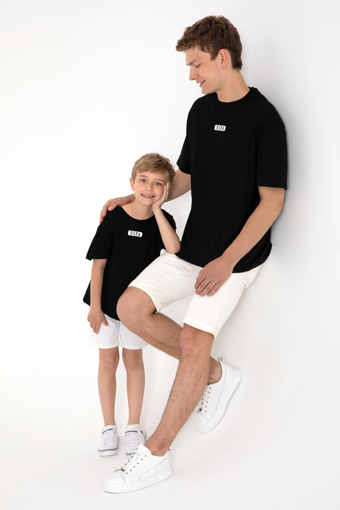 Men's Oversize Fit Crew Neck Black T-Shirt