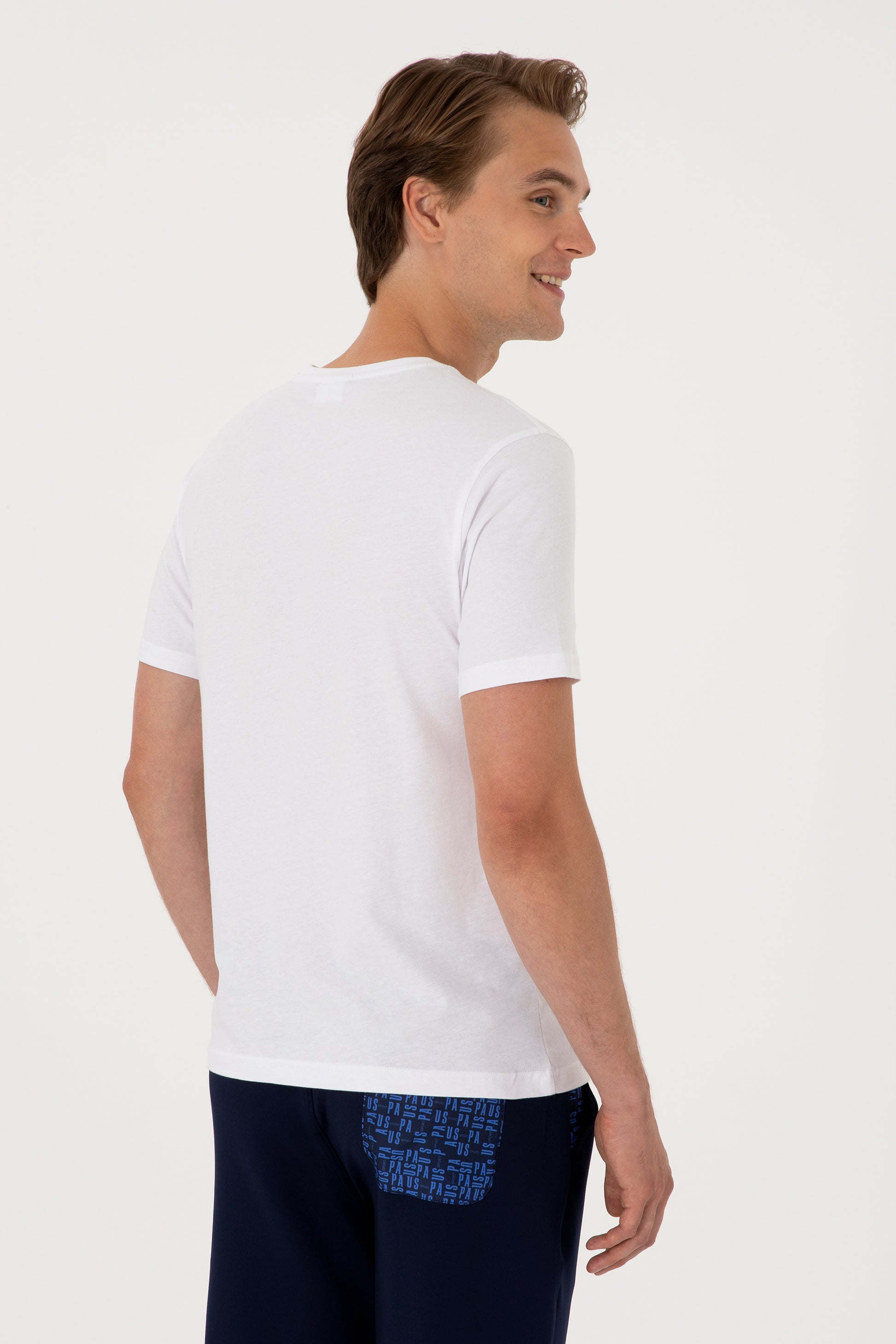 Men's Regular Fit Crew Neck White T-Shirt