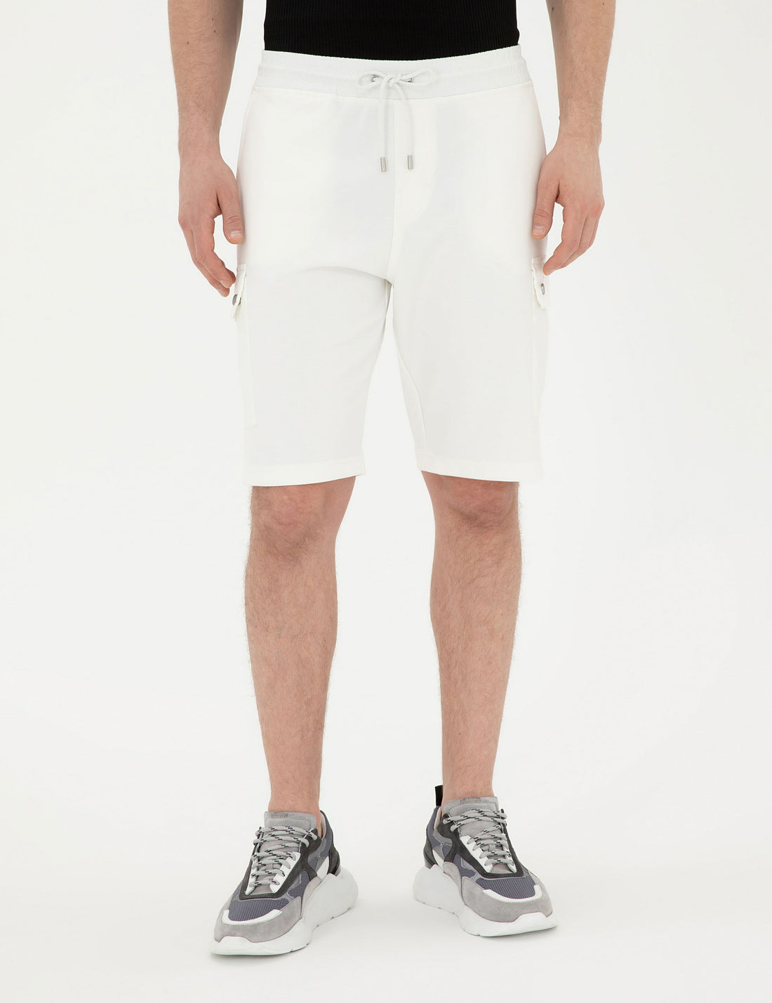 Ecru Regular Fit Knitted Shorts